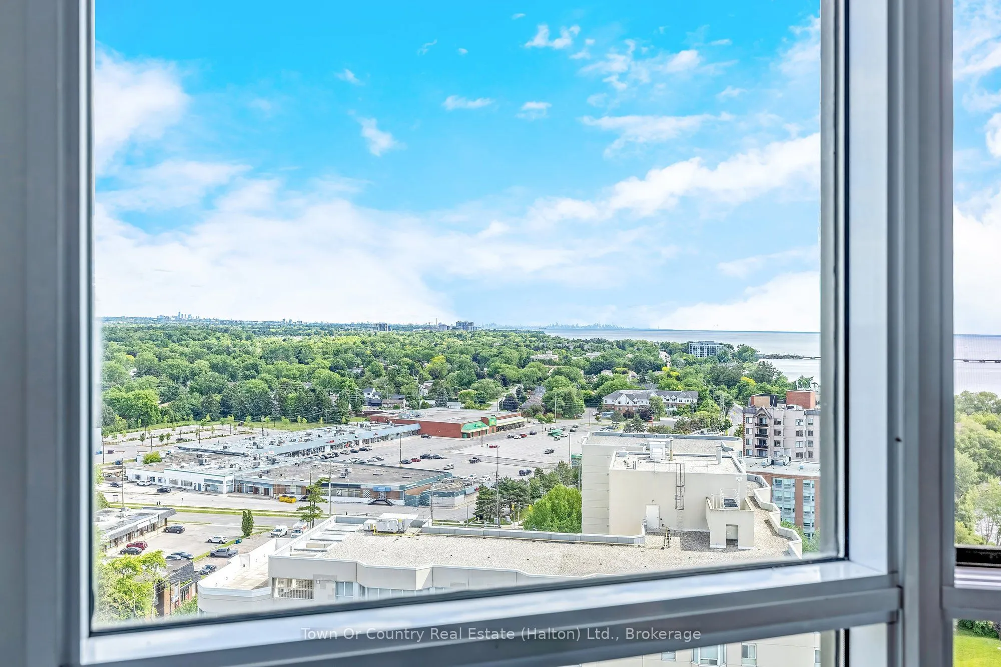 5250 Lakeshore Road #1906