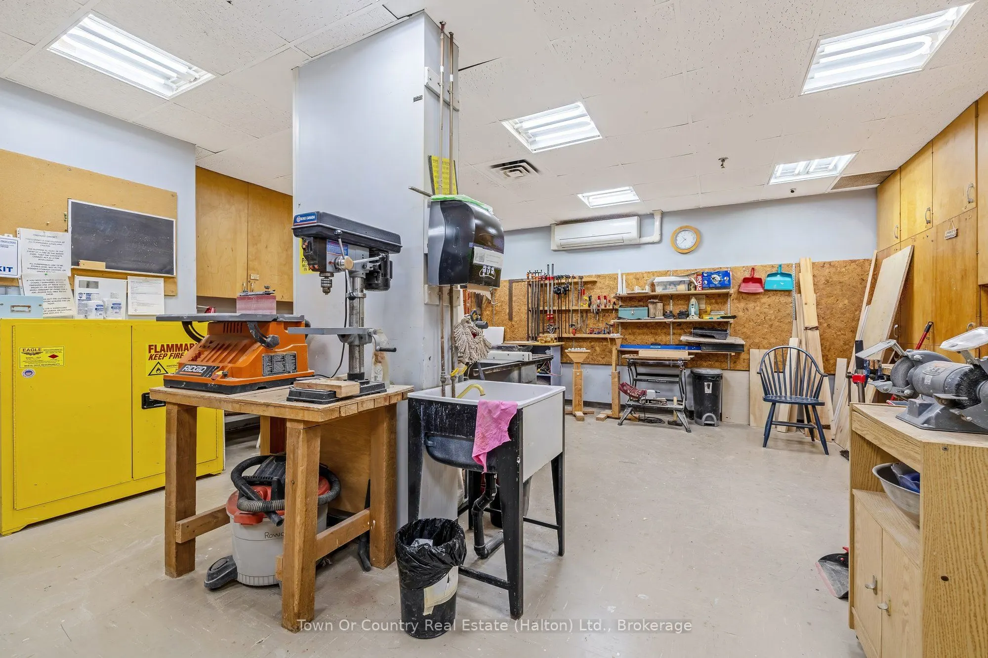 5250 Lakeshore Road #1906