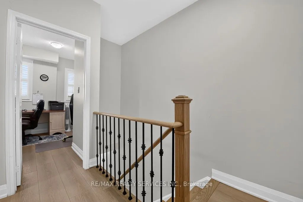 180 Howden Boulevard #15
