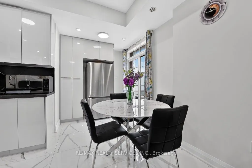 180 Howden Boulevard #15