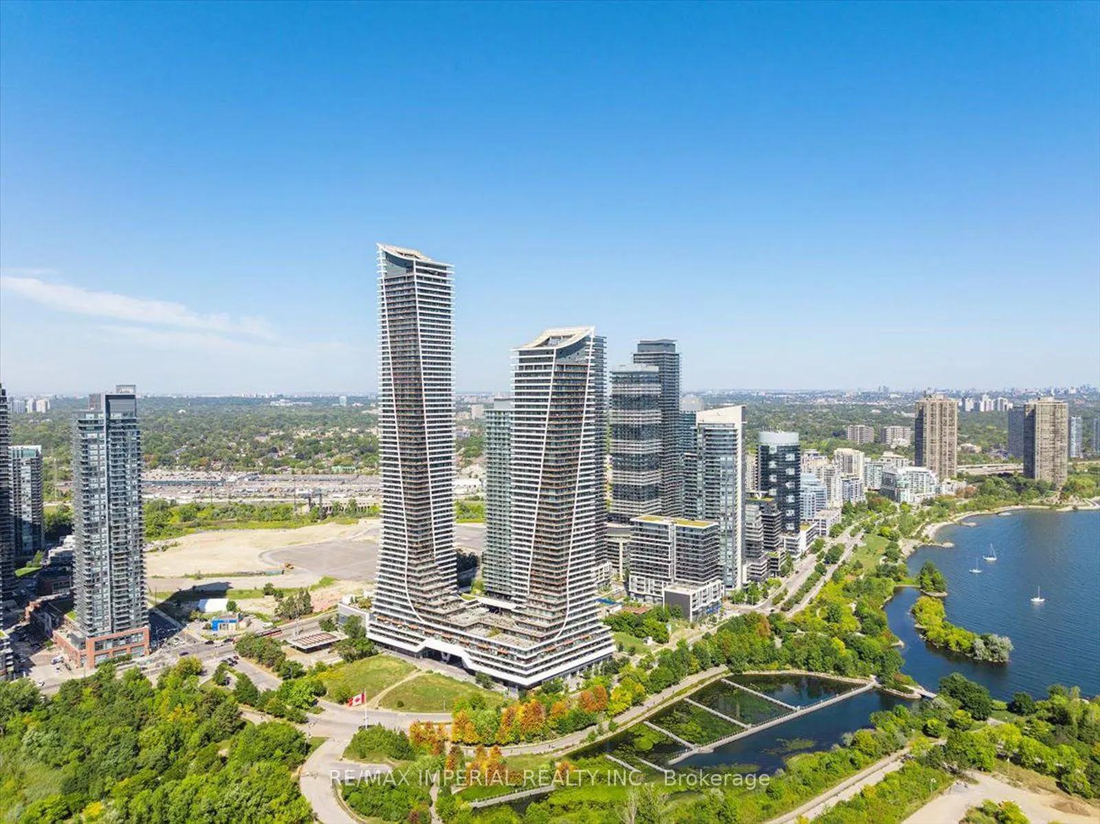 20 Shore Breeze Drive #2007