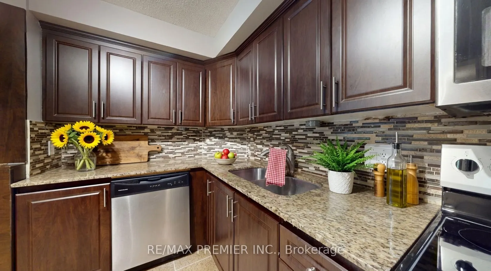 1250 Mississauga Valley Boulevard #51
