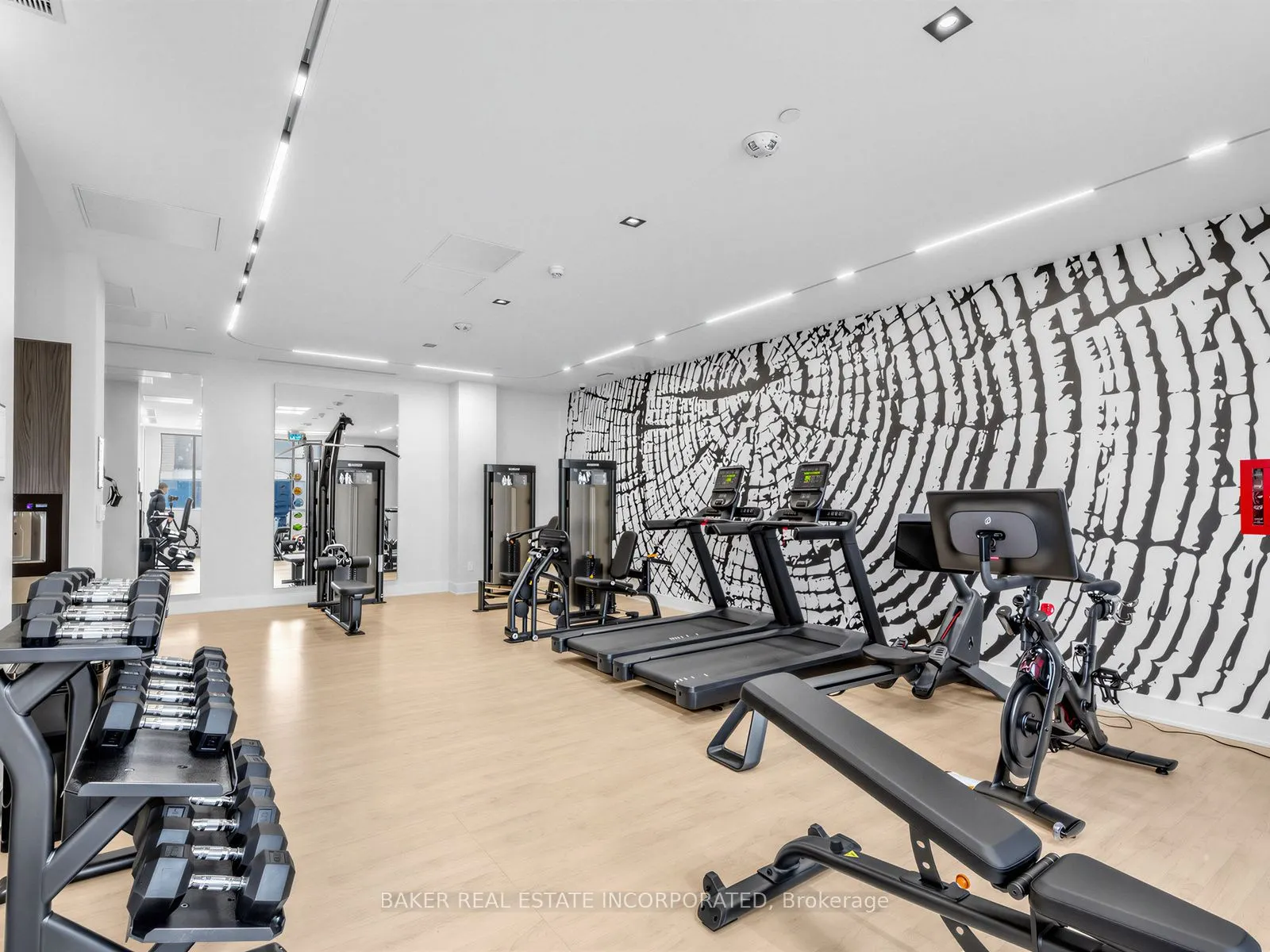758 Dovercourt Road #703