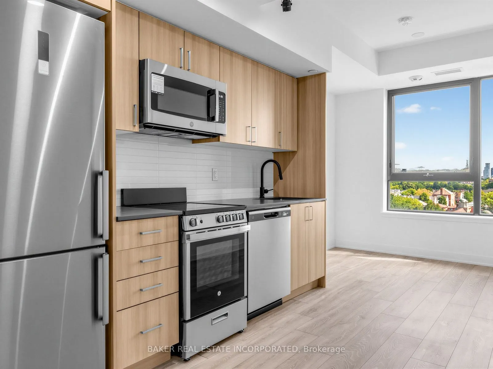 758 Dovercourt Road #703
