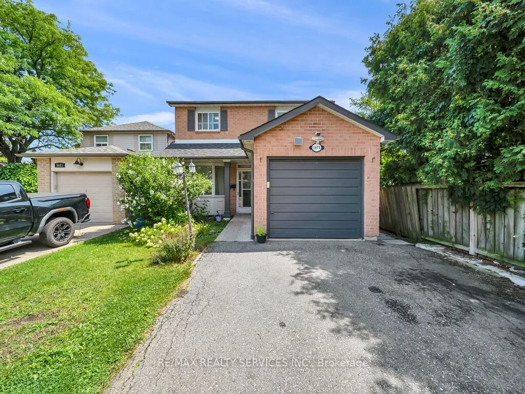 3079 Bartholomew Crescent