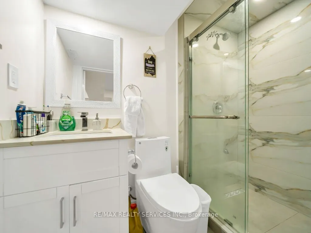 3079 Bartholomew Crescent