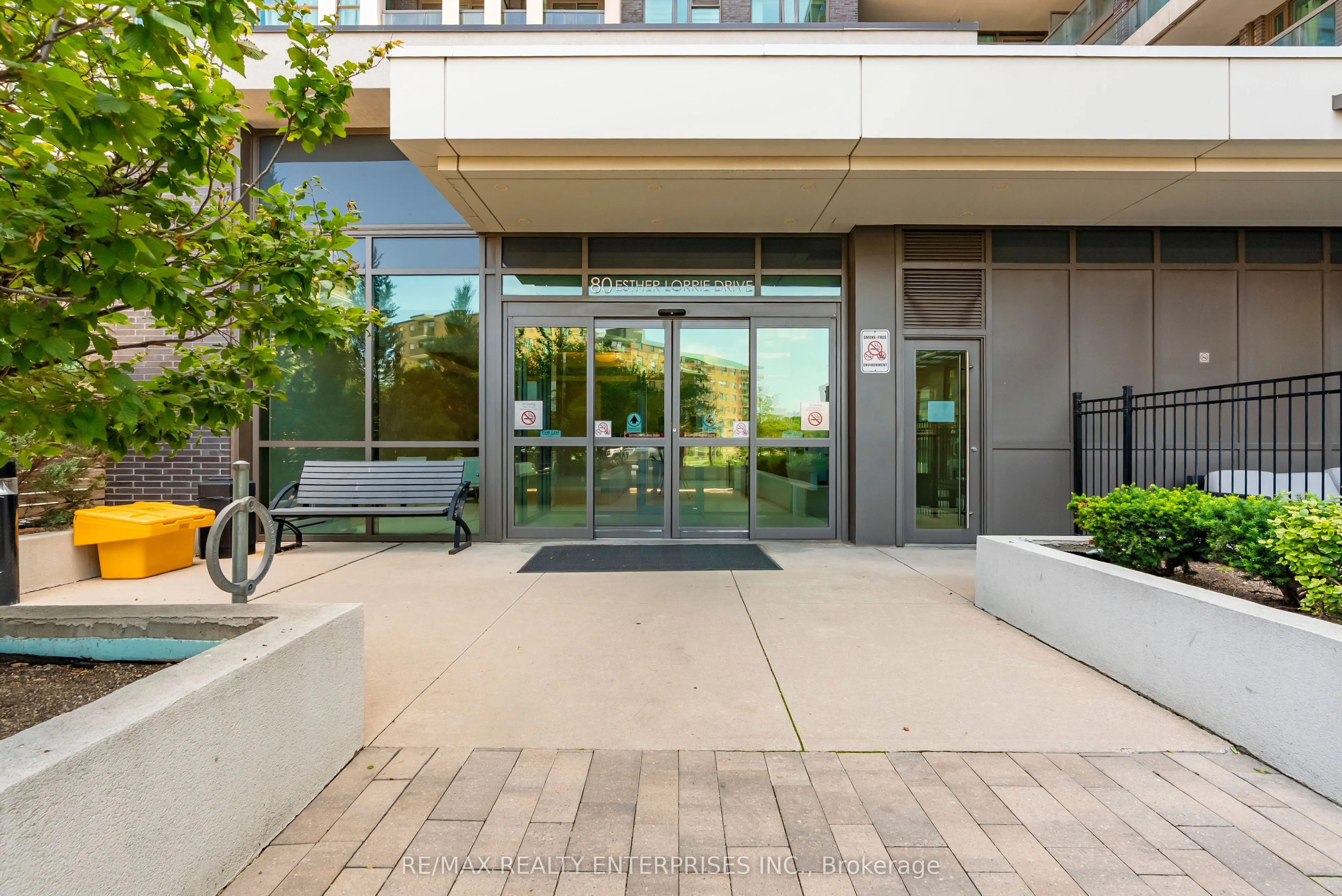 80 Esther Lorrie Drive #522
