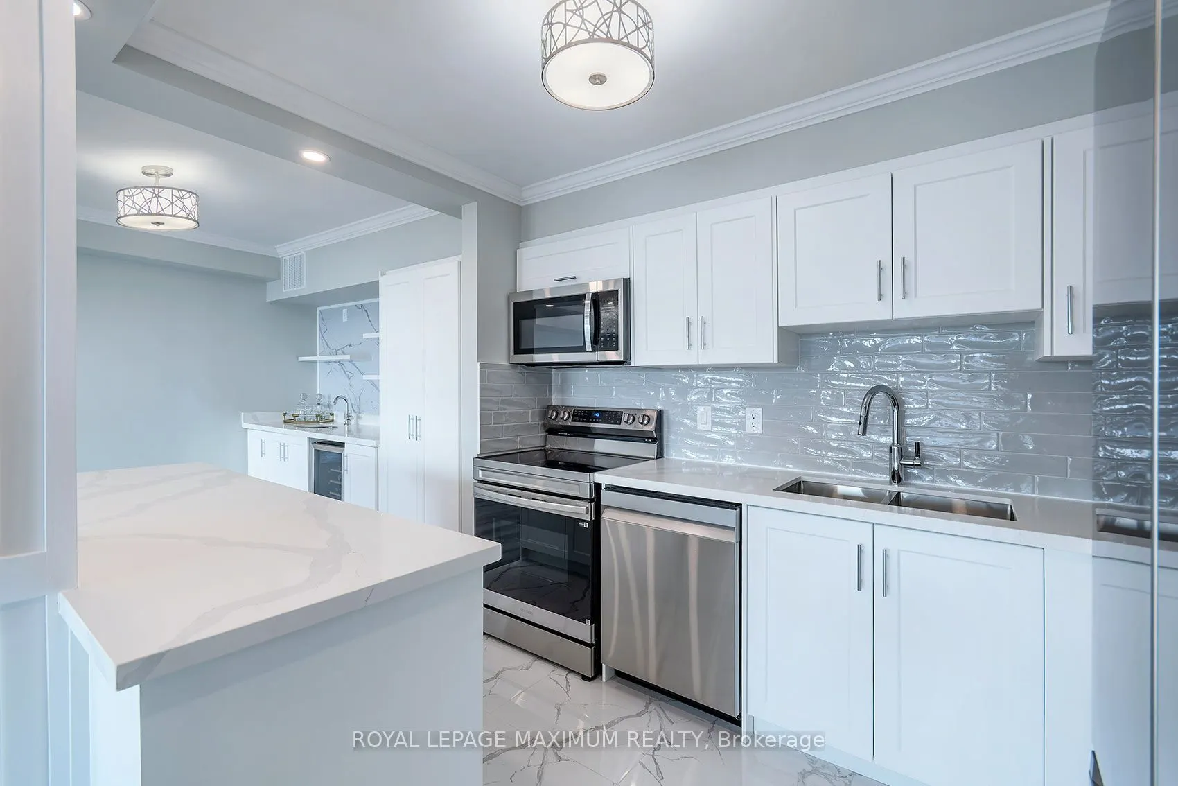 50 Elm Drive E #1205