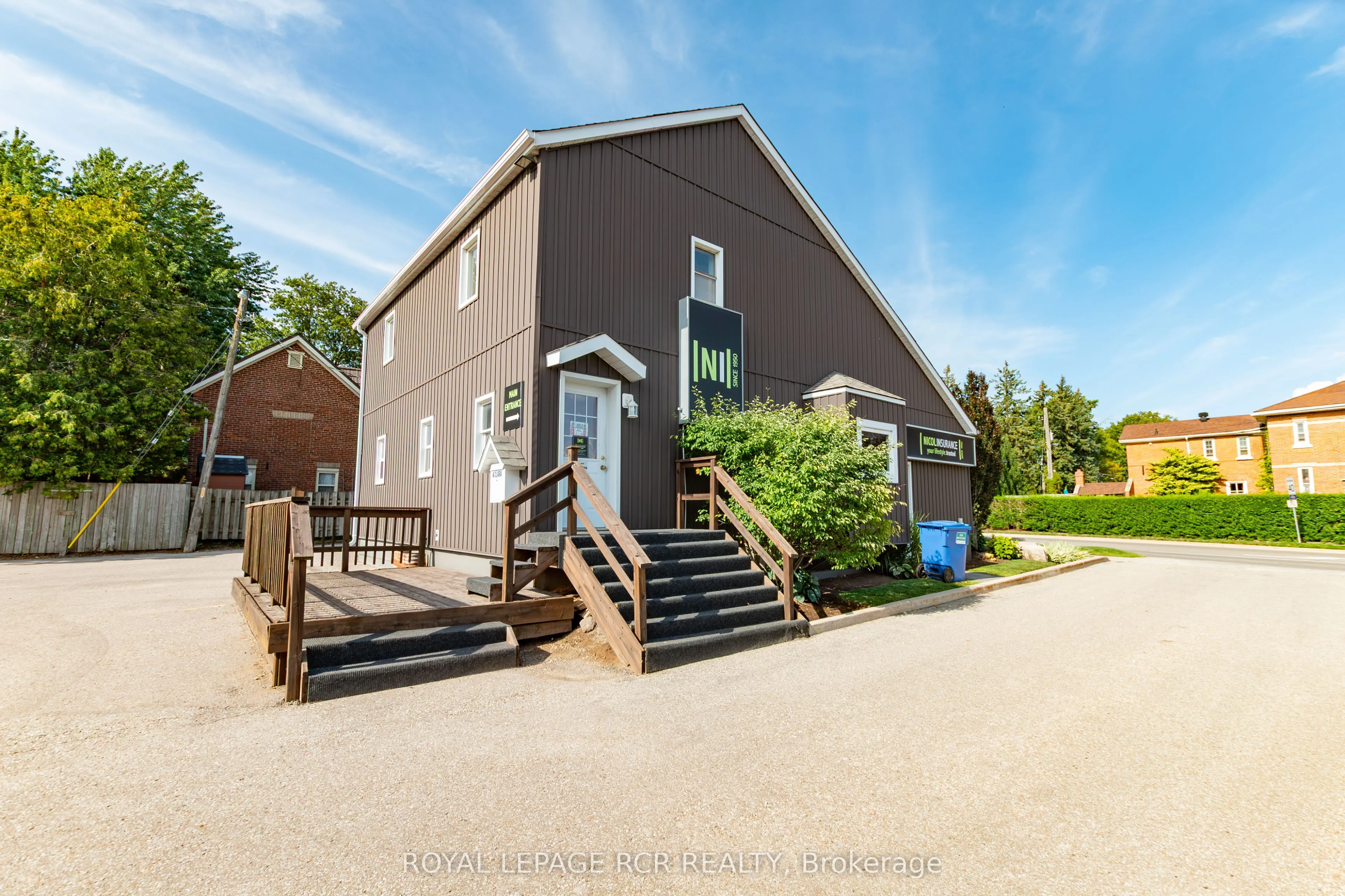 4 Clara Street