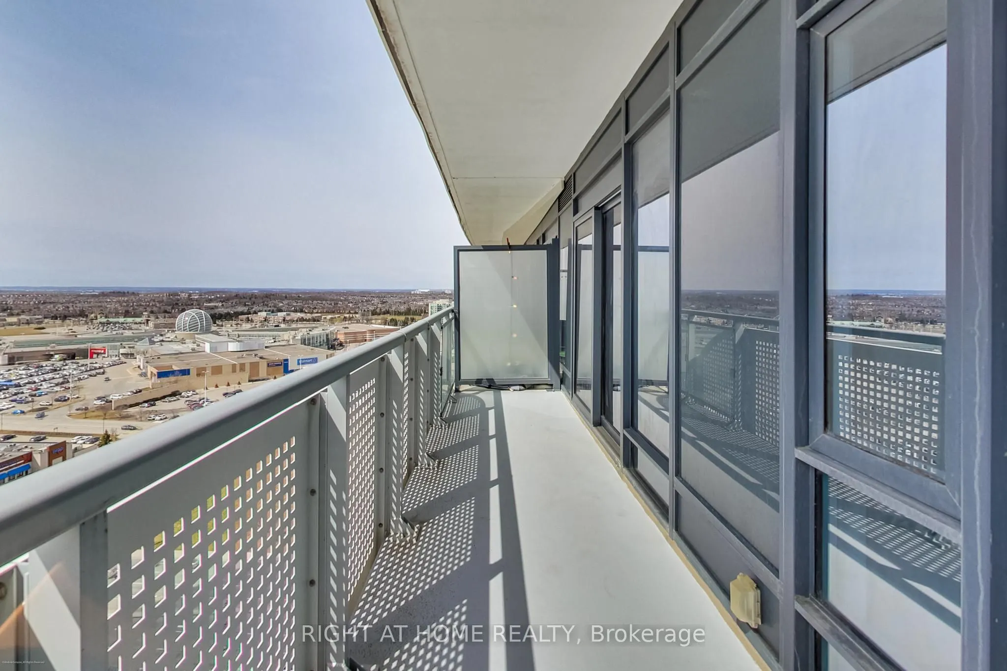2520 Eglinton Avenue W #1602