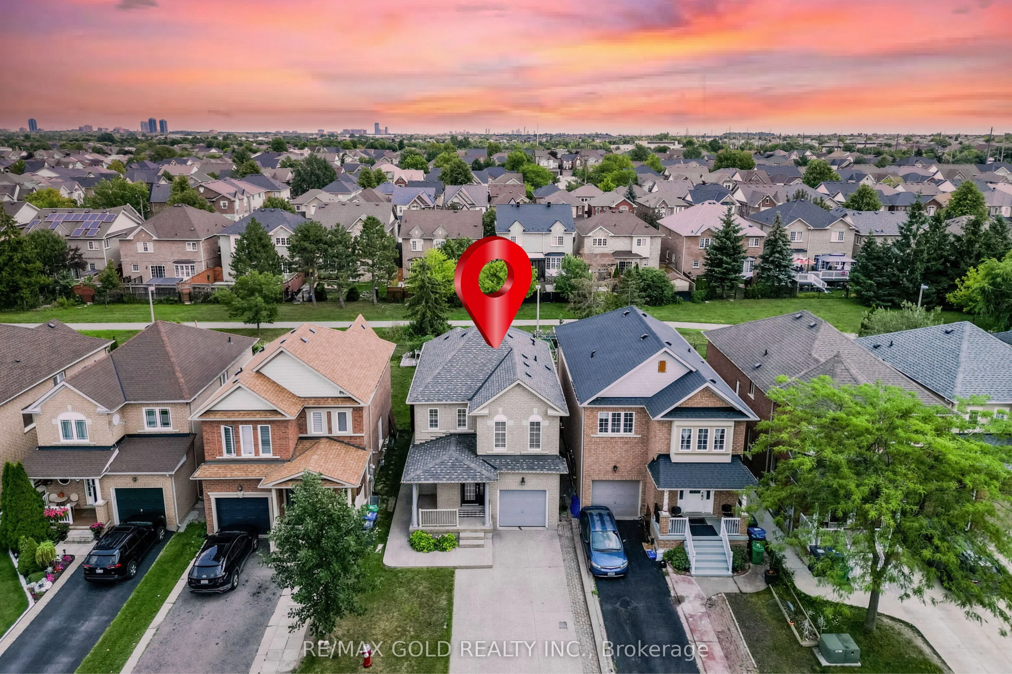 48 Redfinch Way