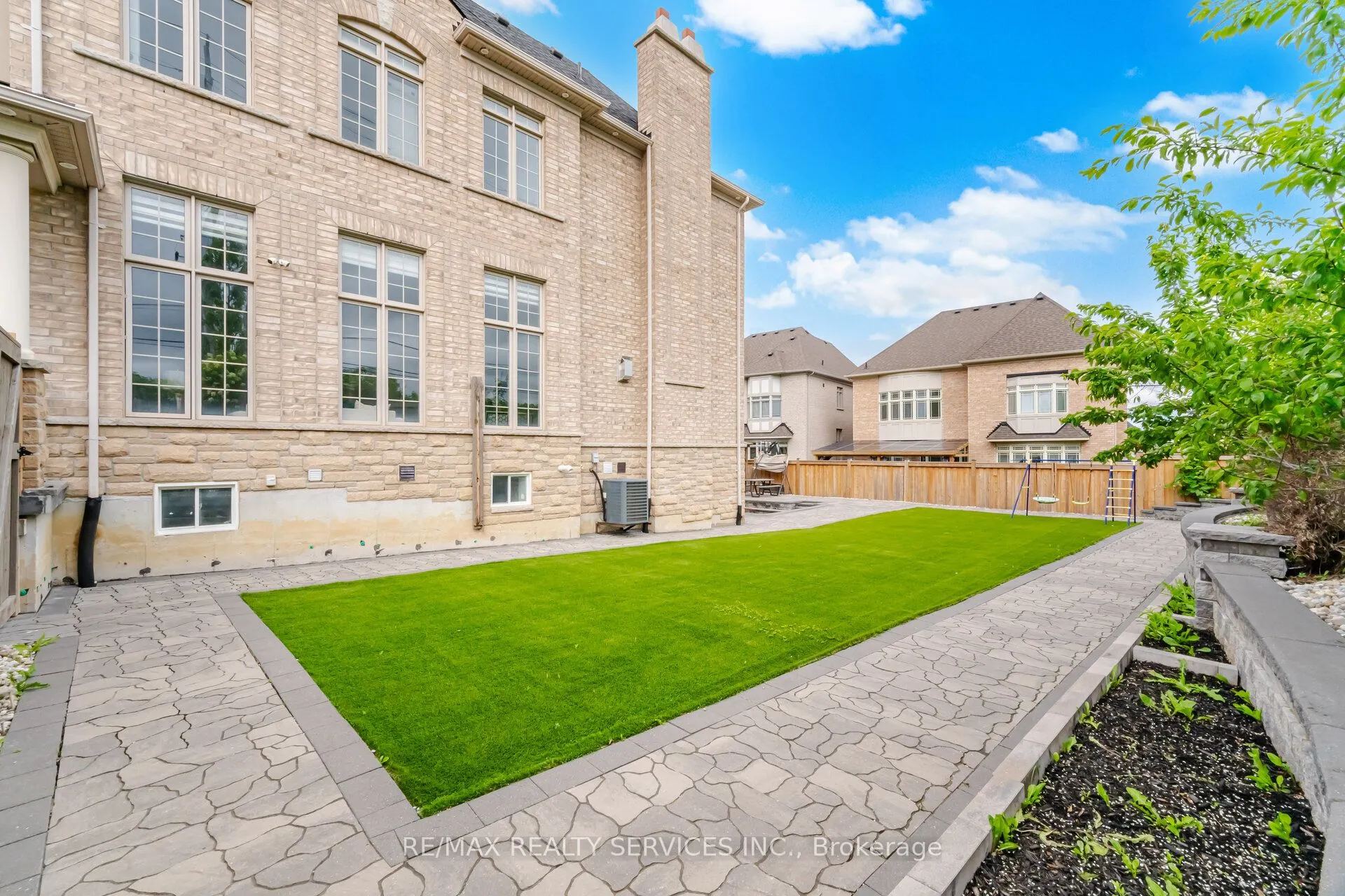 1 Adamsville Road