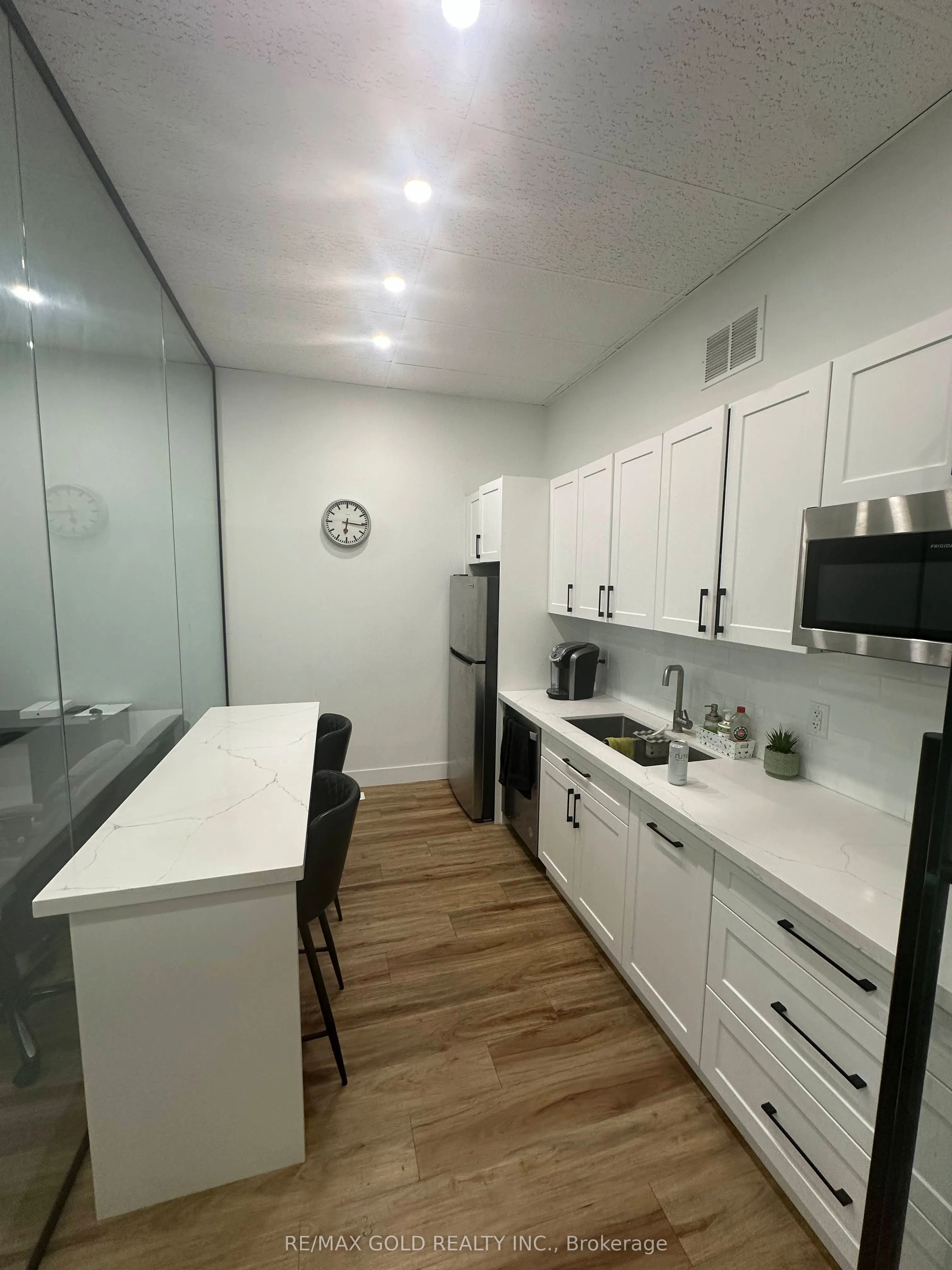 136 Guelph Street #2