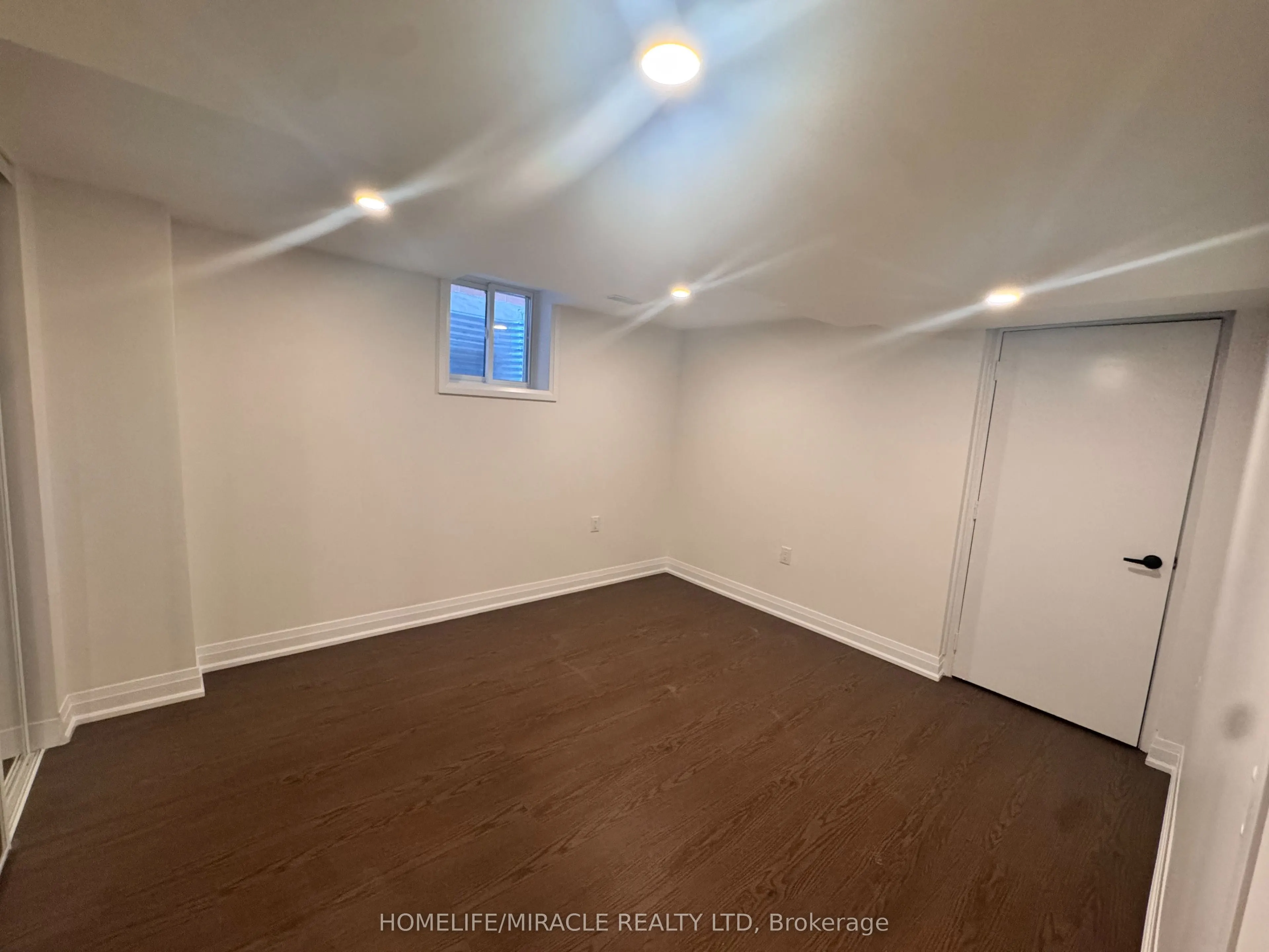 14 Berton Boulevard