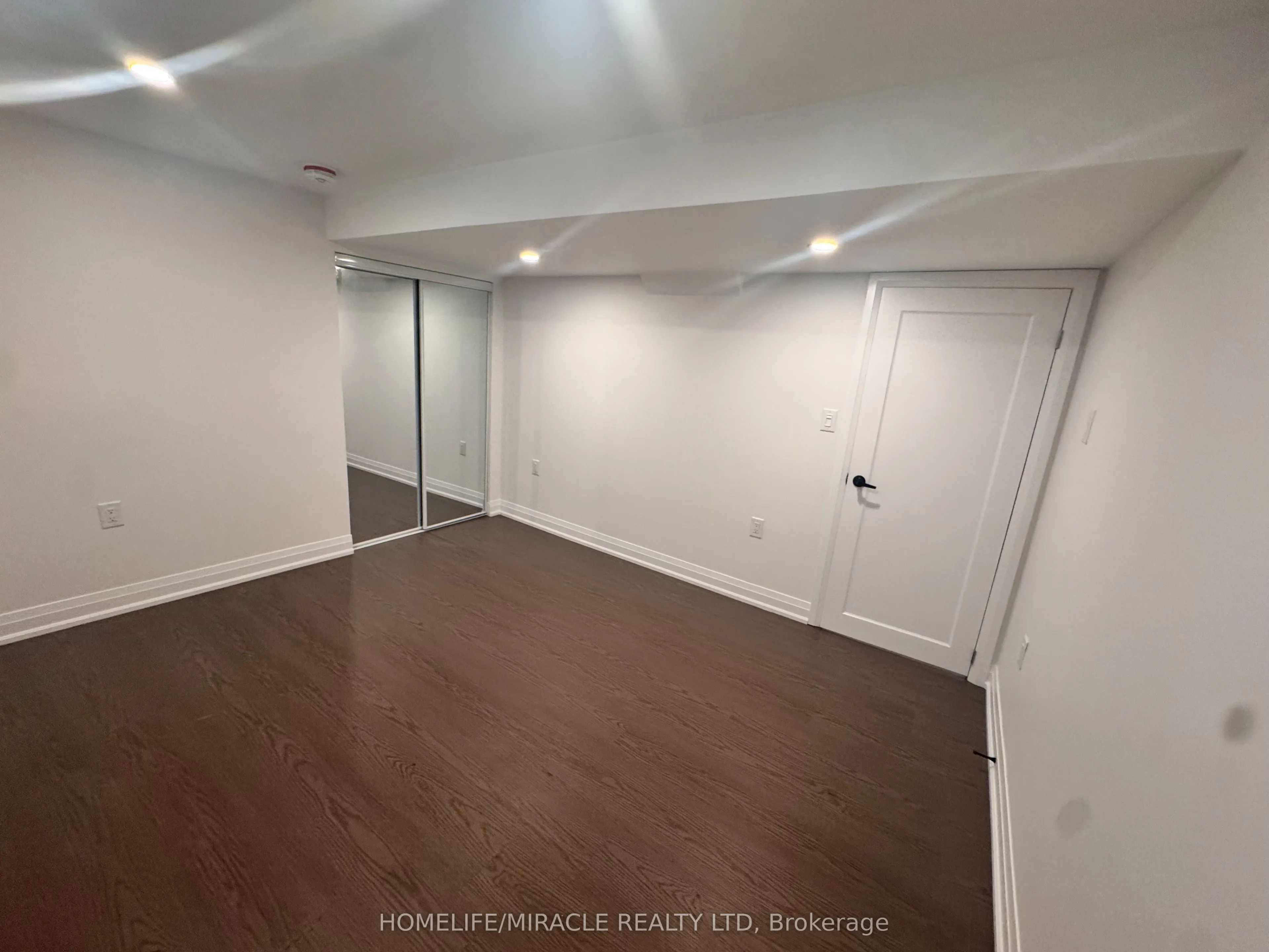 14 Berton Boulevard