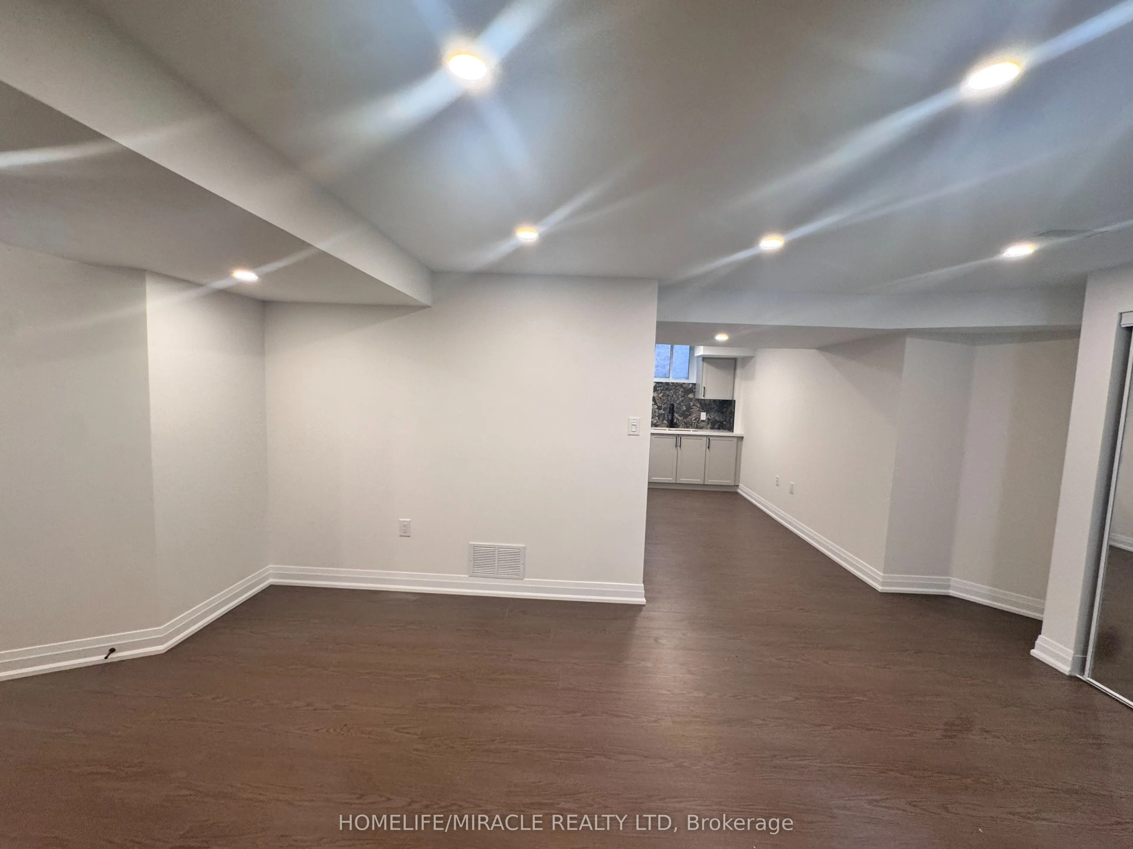 14 Berton Boulevard