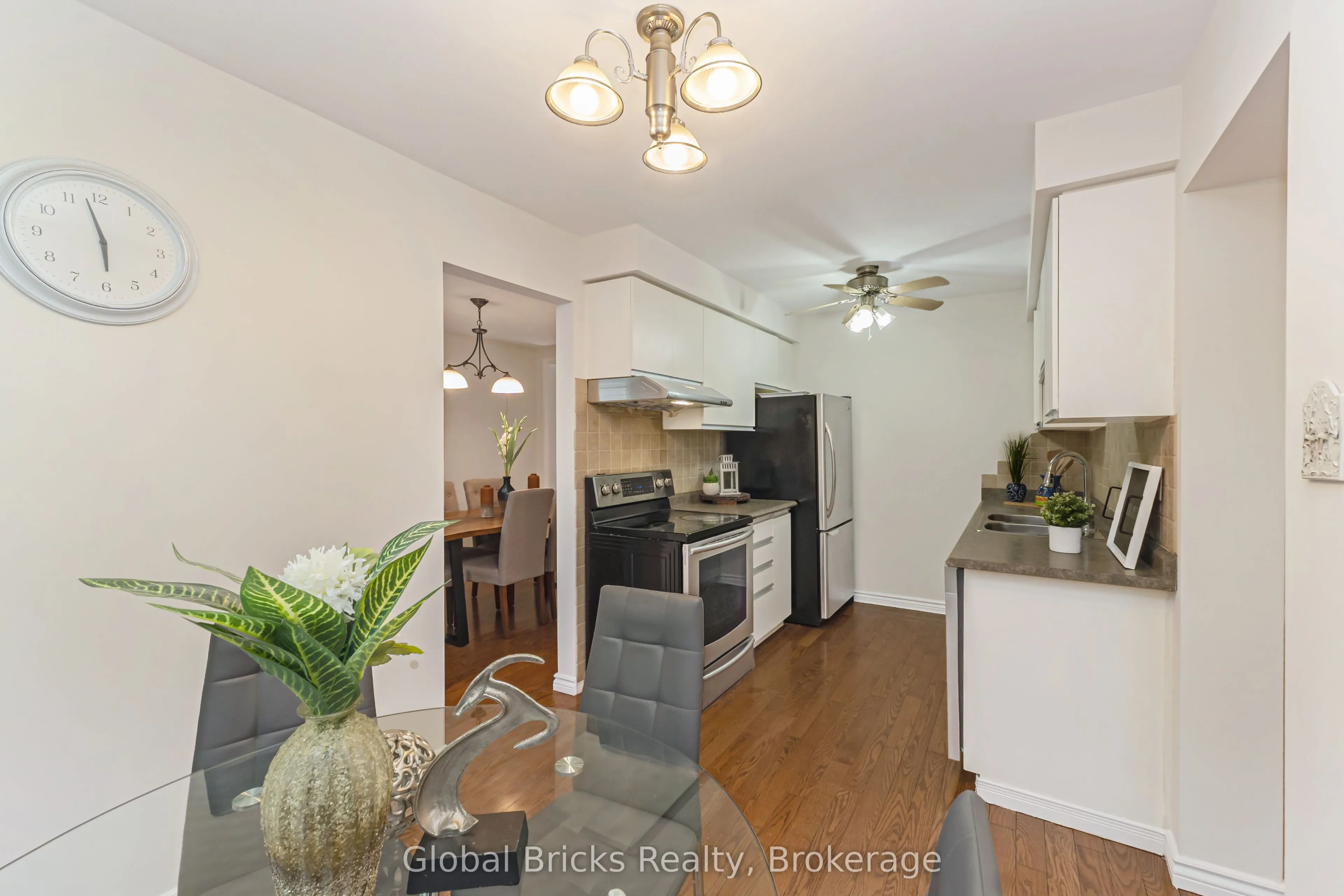 6190 Saltmarsh Court
