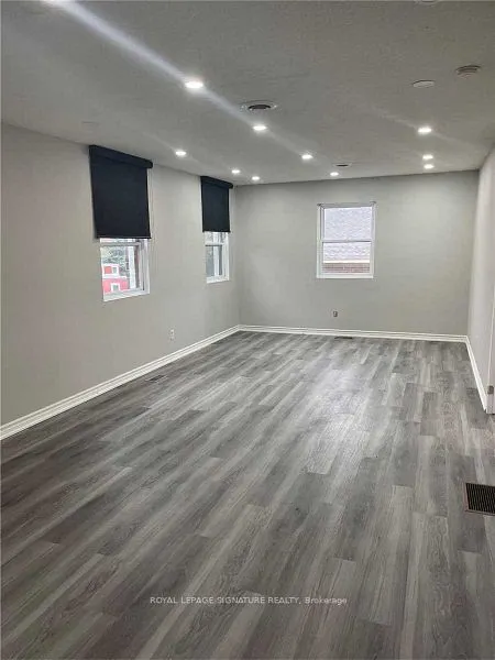 43 MAIN Street S #2B