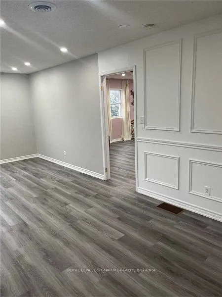 43 MAIN Street S #2B