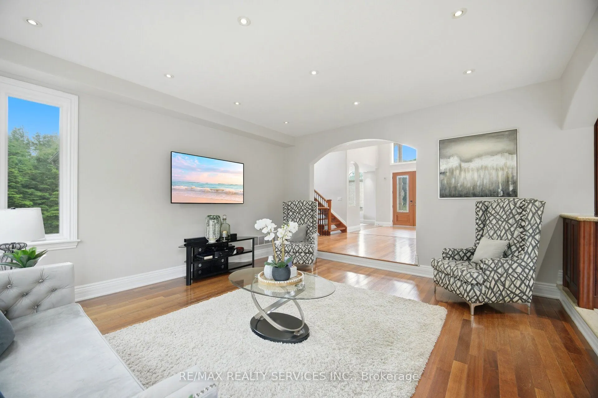 3 Valley Hill Drive