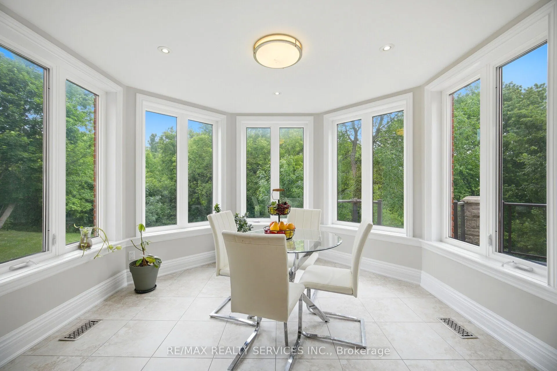 3 Valley Hill Drive