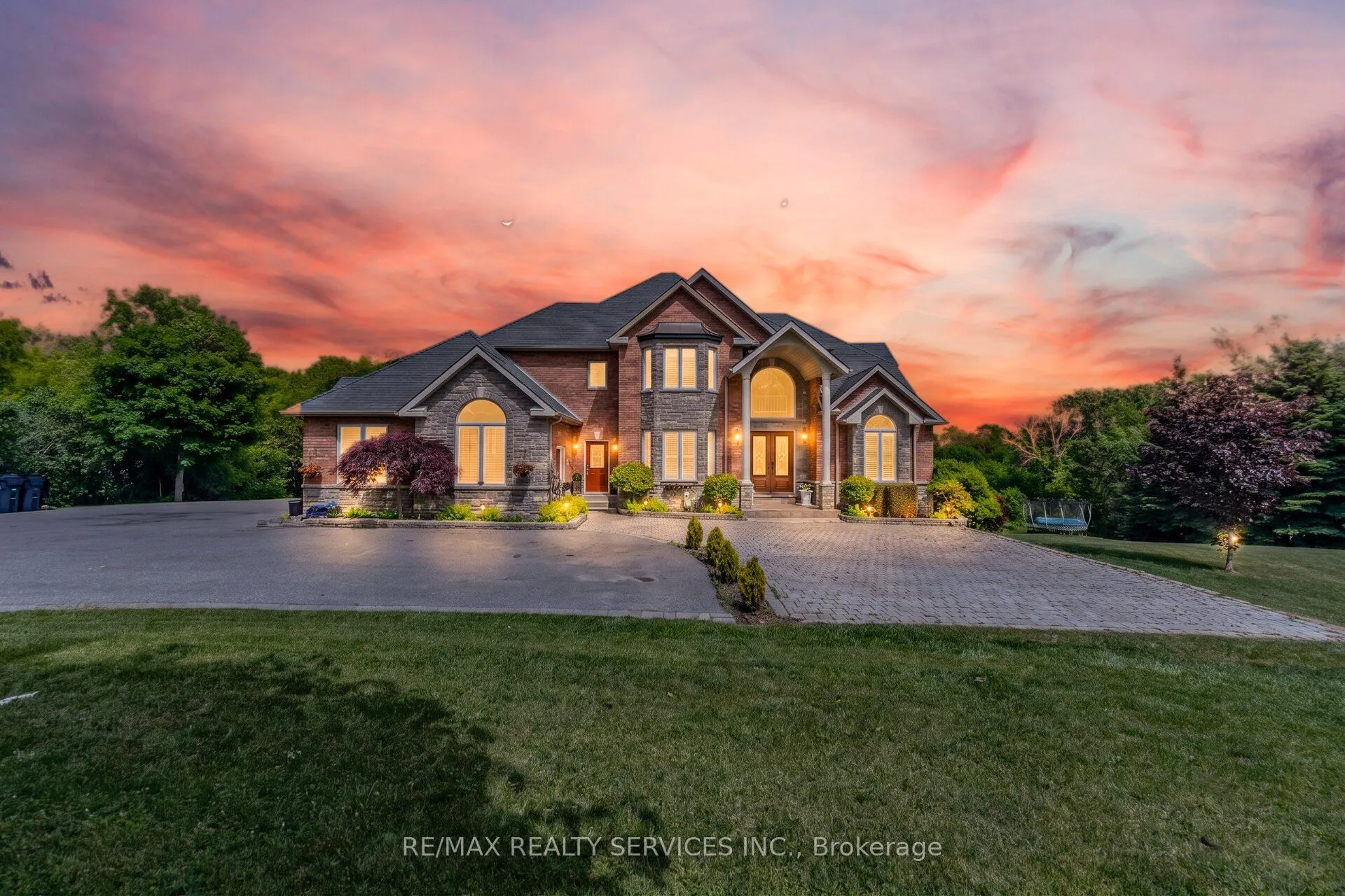 3 Valley Hill Drive