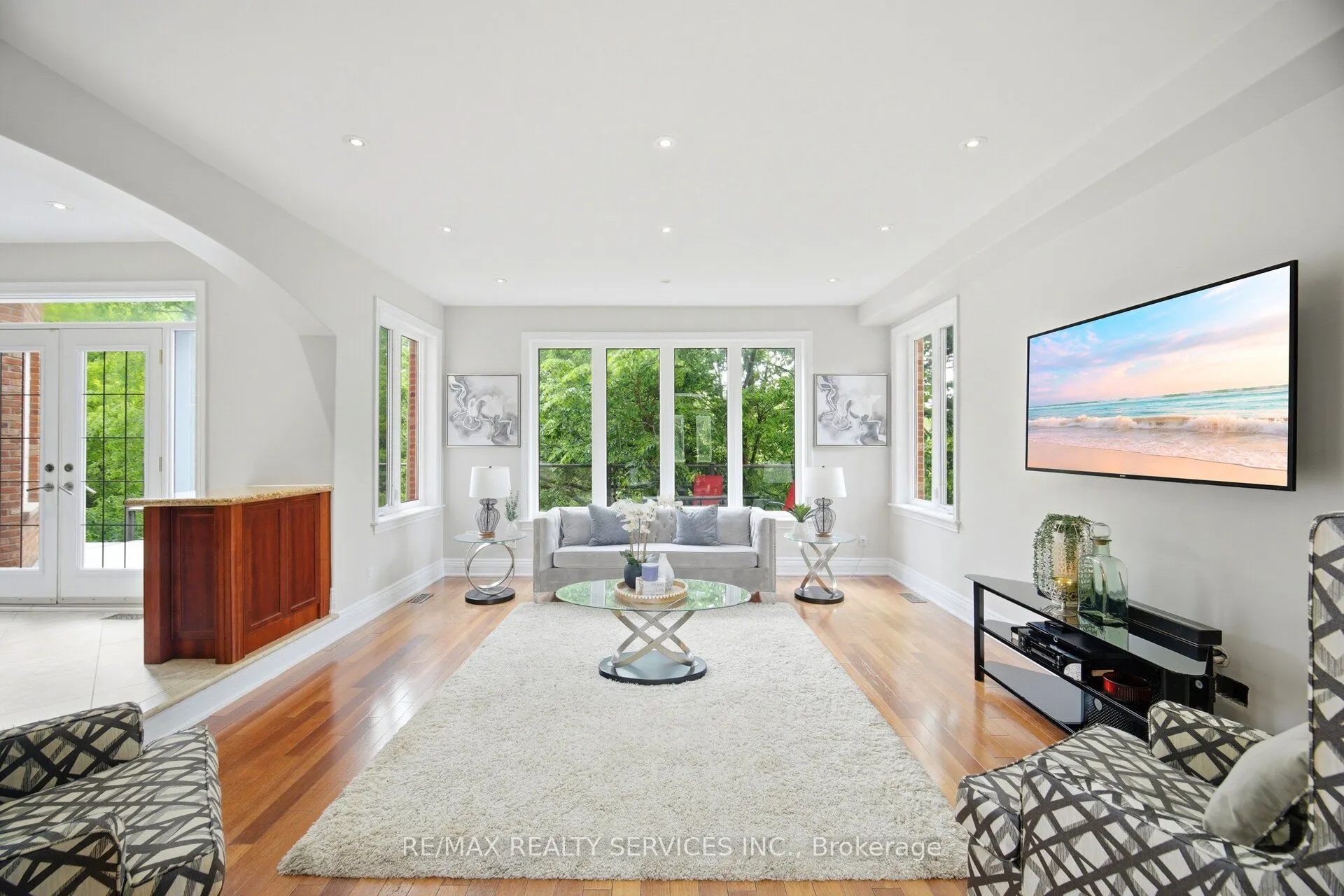 3 Valley Hill Drive