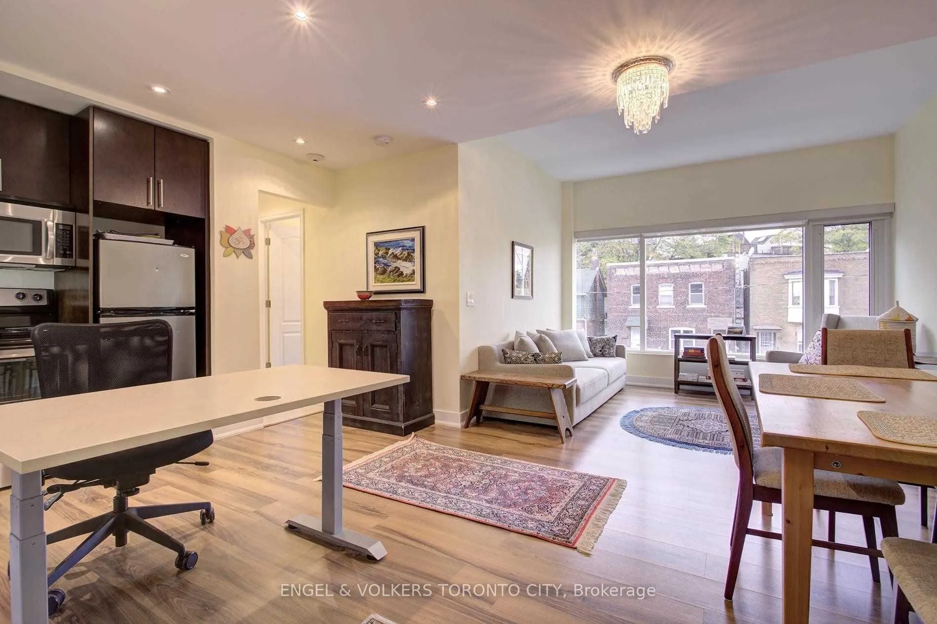 25 Ritchie Avenue #202