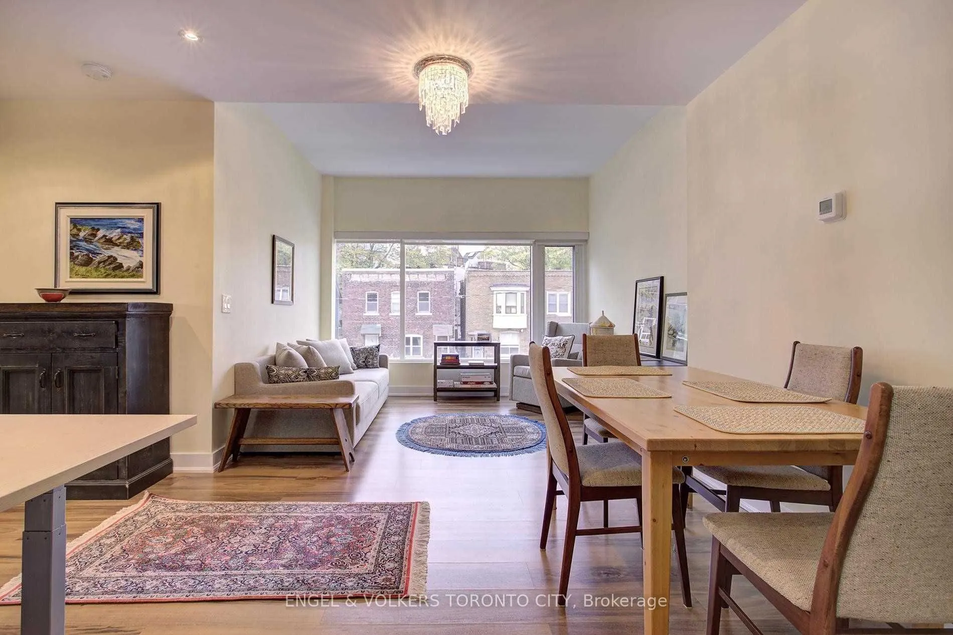 25 Ritchie Avenue #202