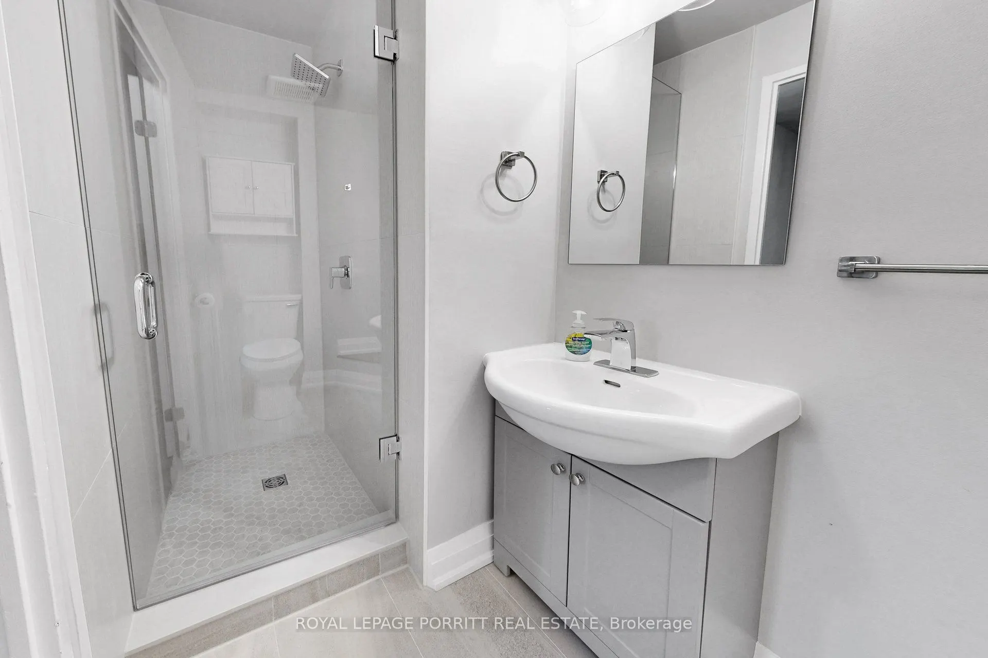 3399A Lake Shore Boulevard W