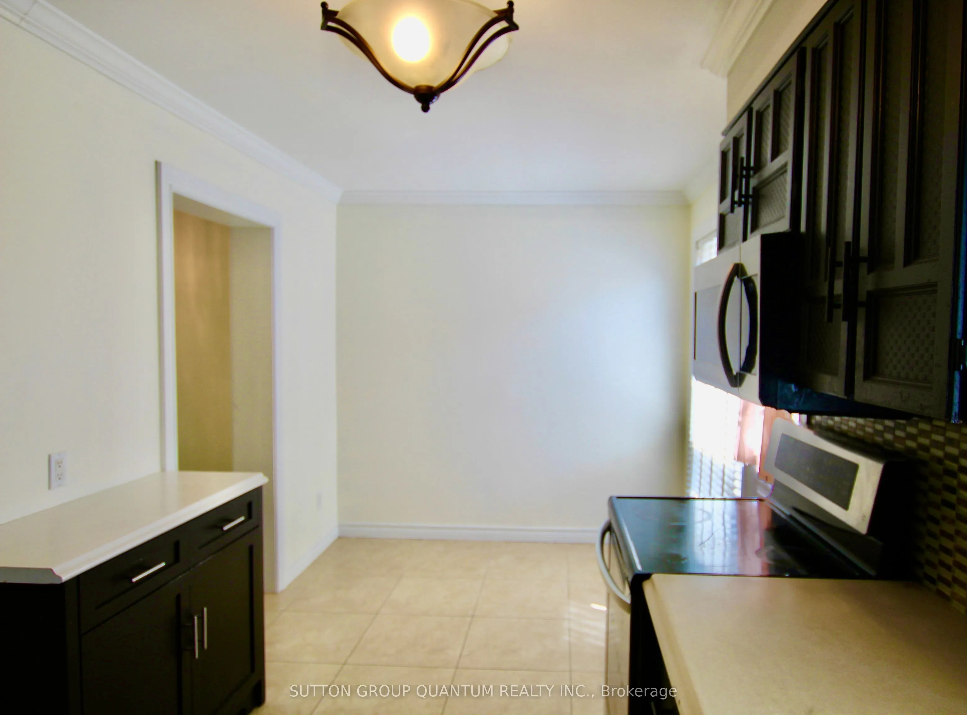 318 LAURIER Avenue #58