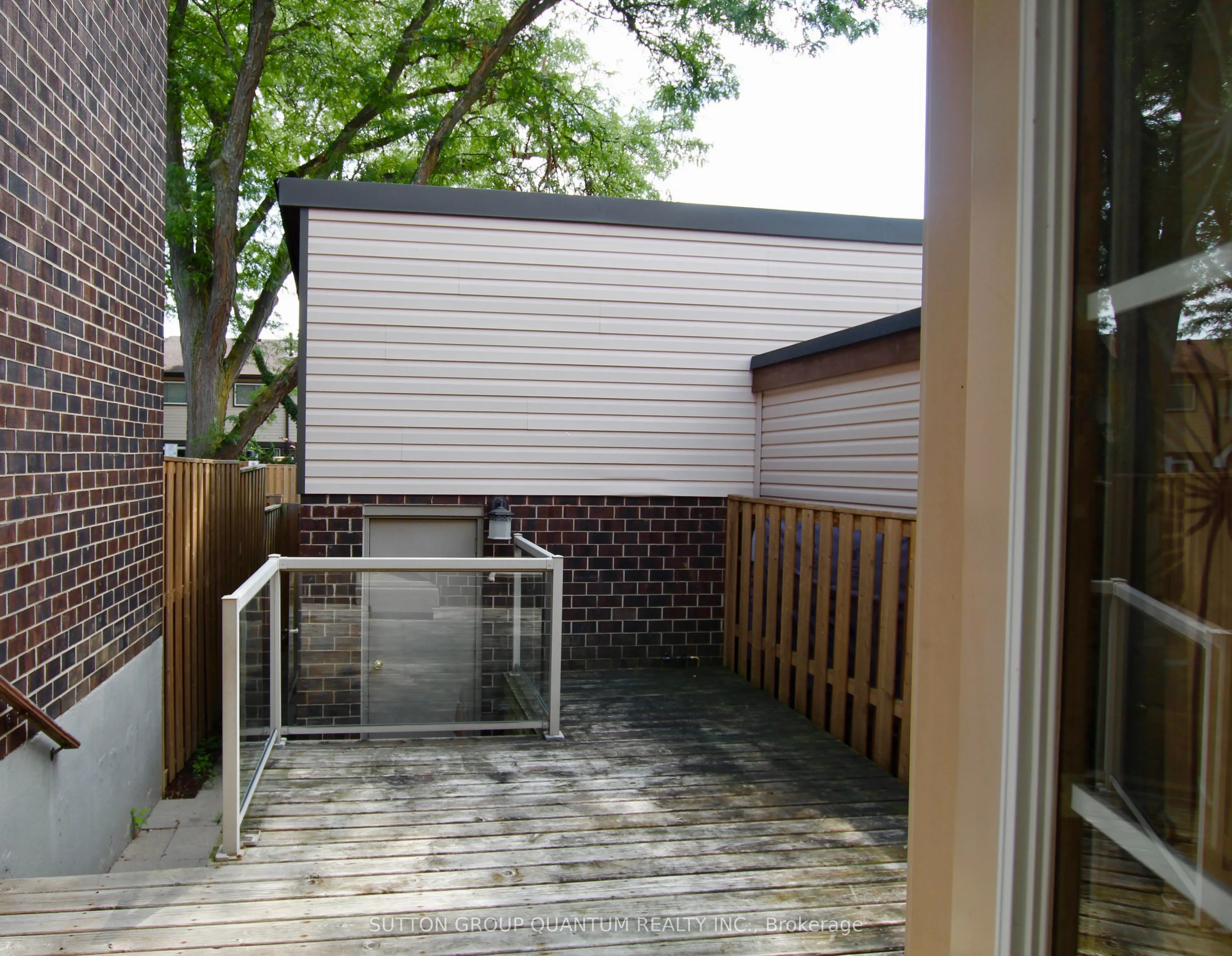 318 LAURIER Avenue #58