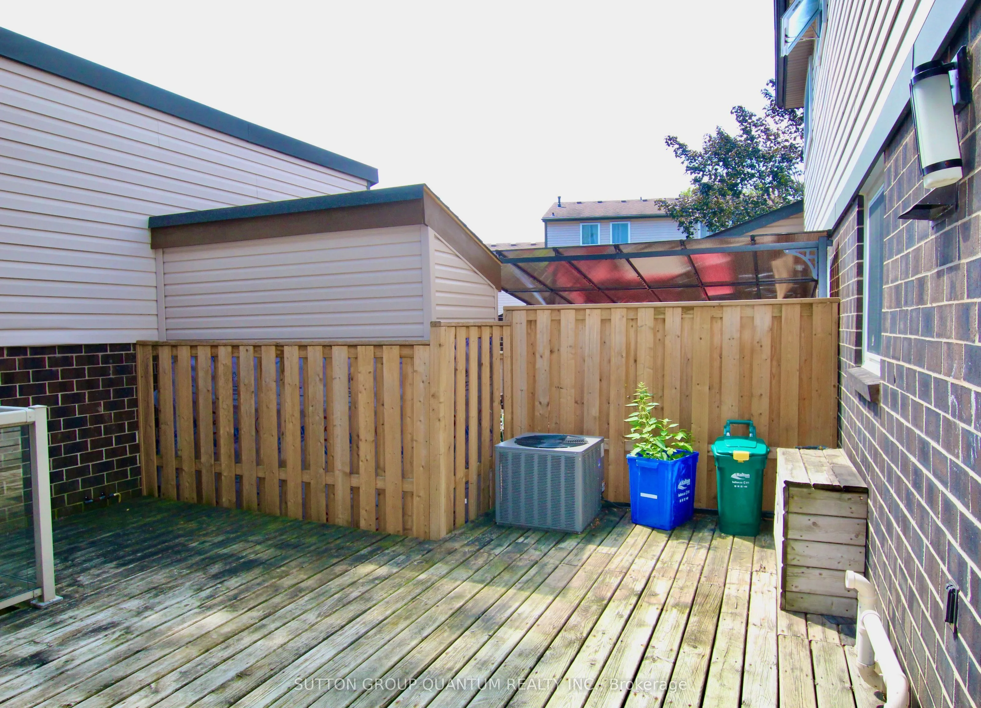 318 LAURIER Avenue #58