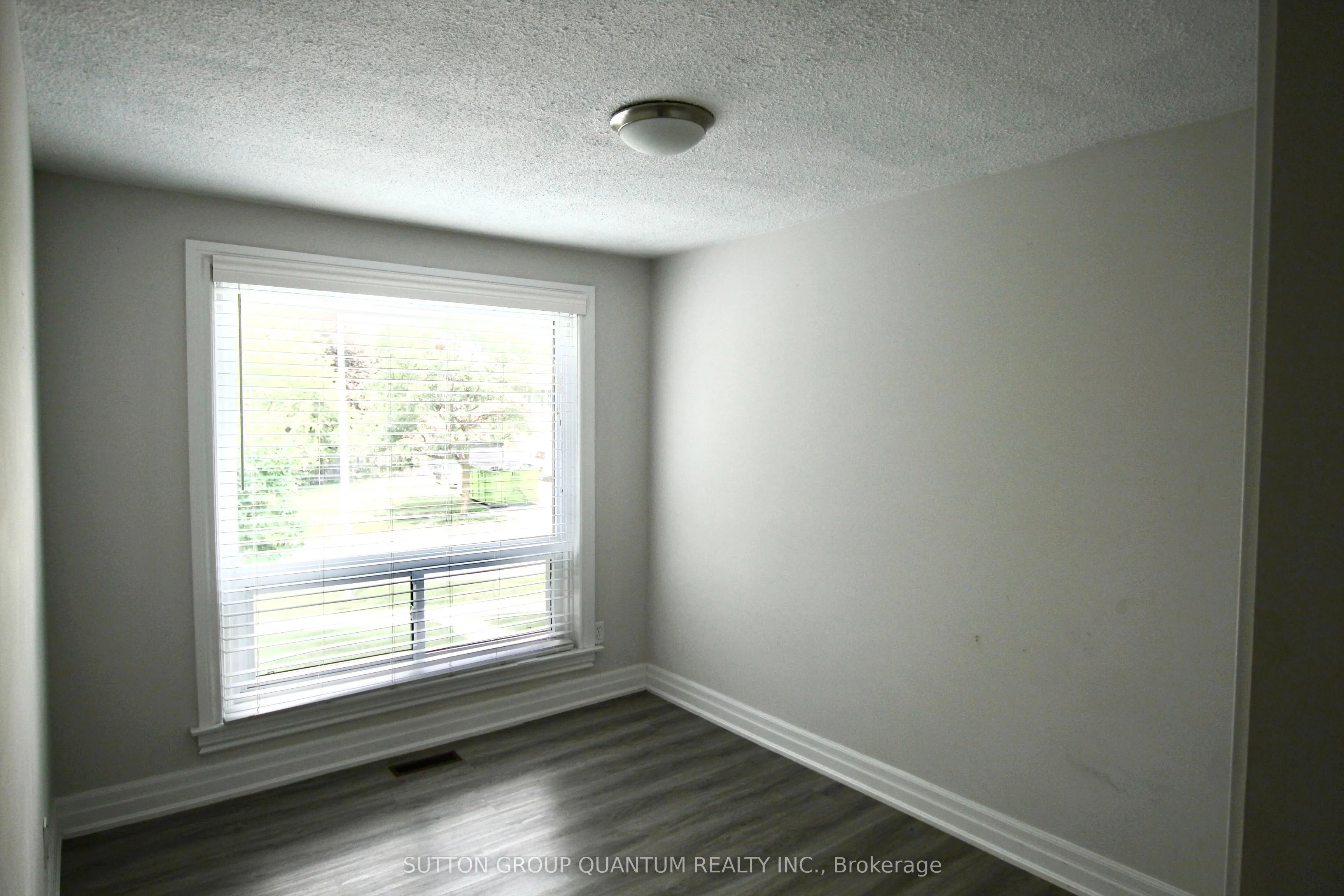 318 LAURIER Avenue #58