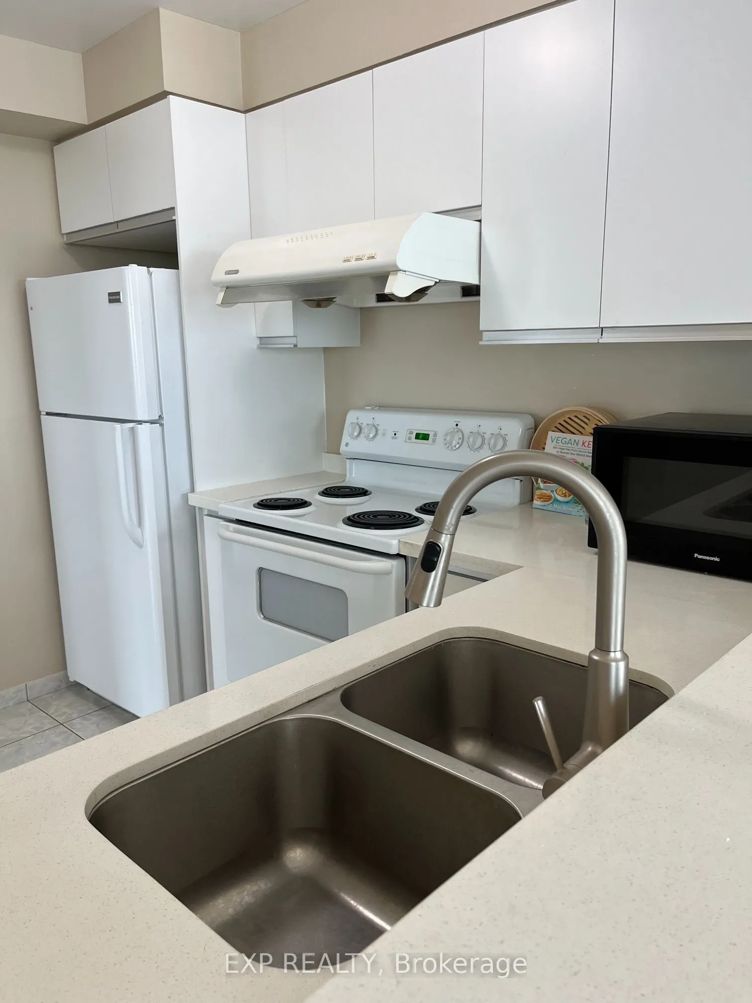 2177 Burnhamthorpe Road W #1603