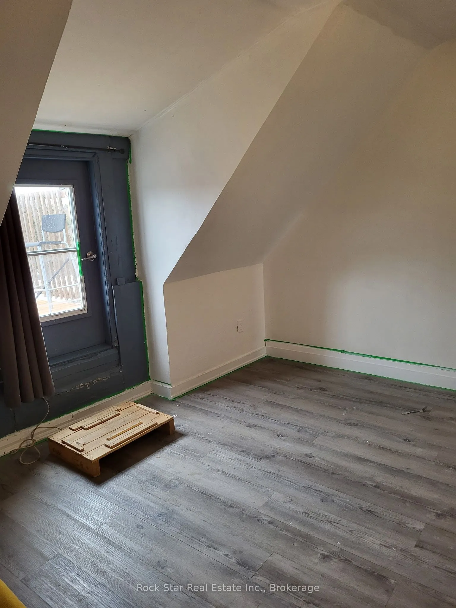 1259 Davenport Road