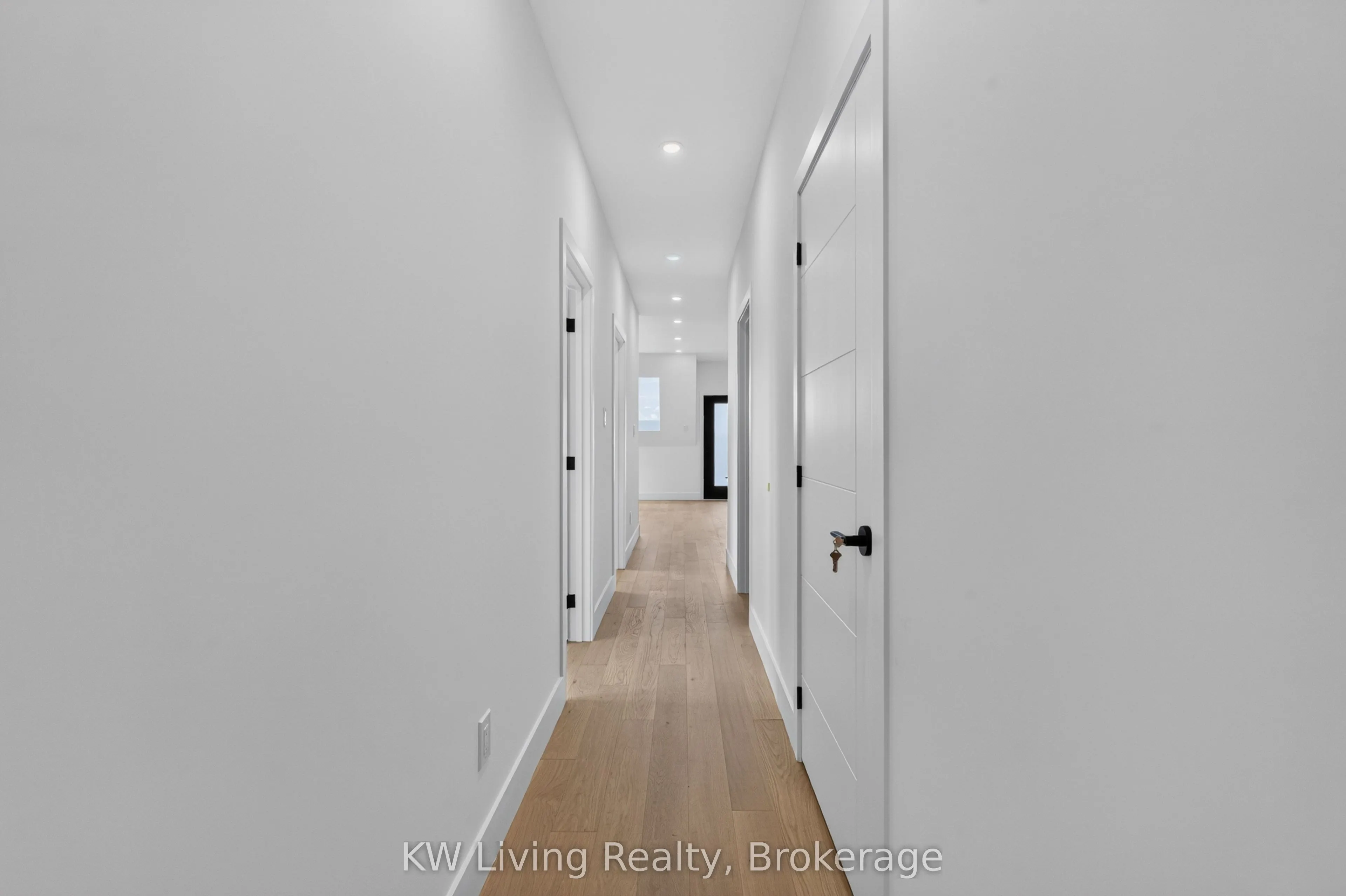 96 Belgravia Avenue