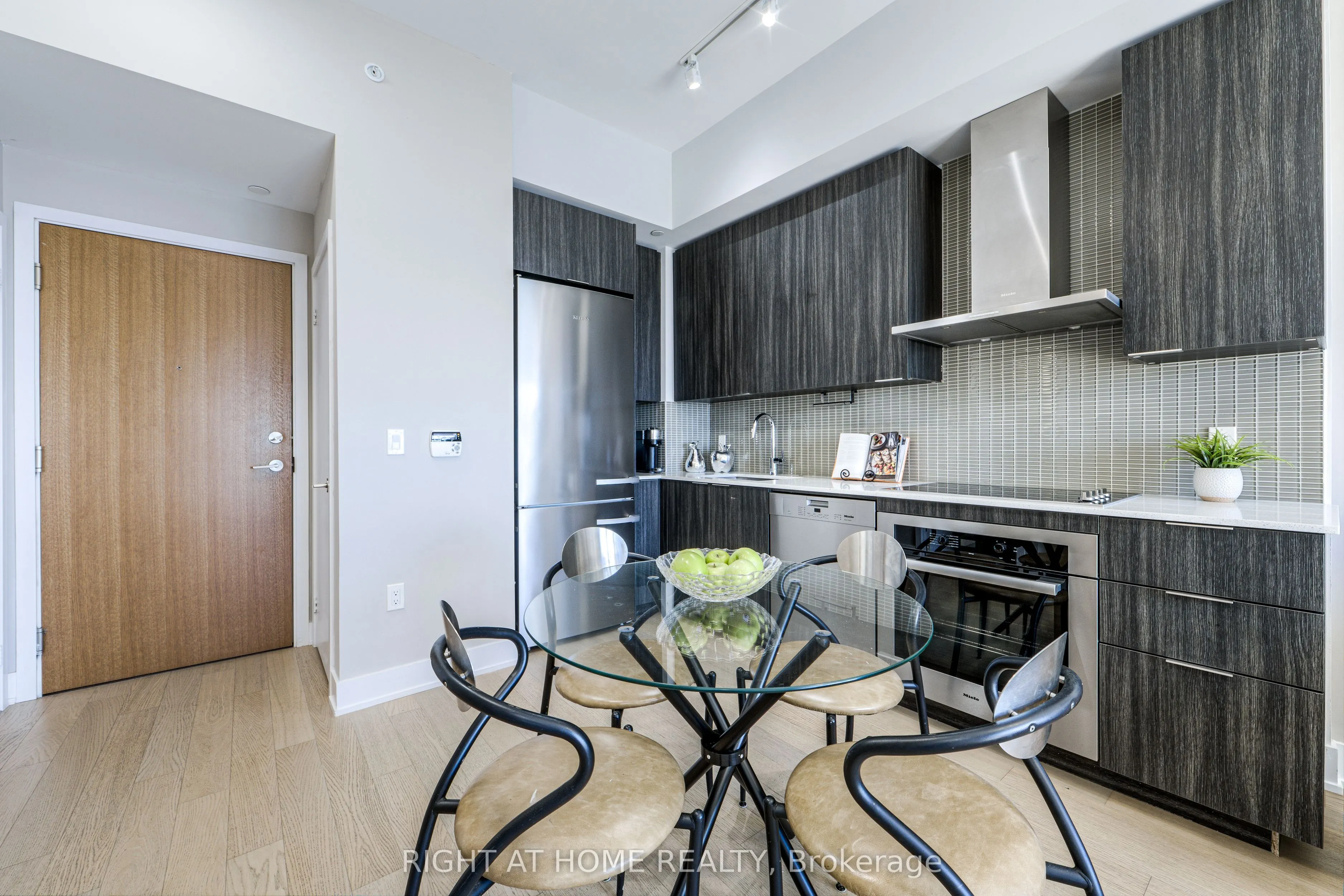 30 Shore Breeze Drive #6108