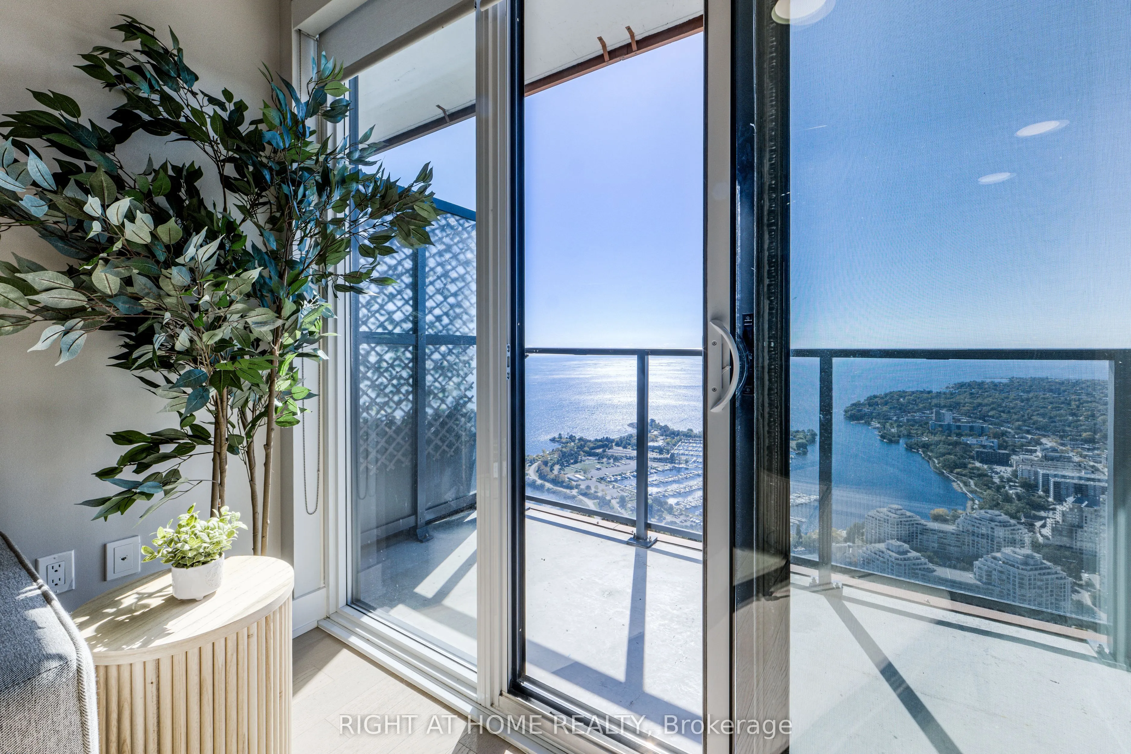 30 Shore Breeze Drive #6108