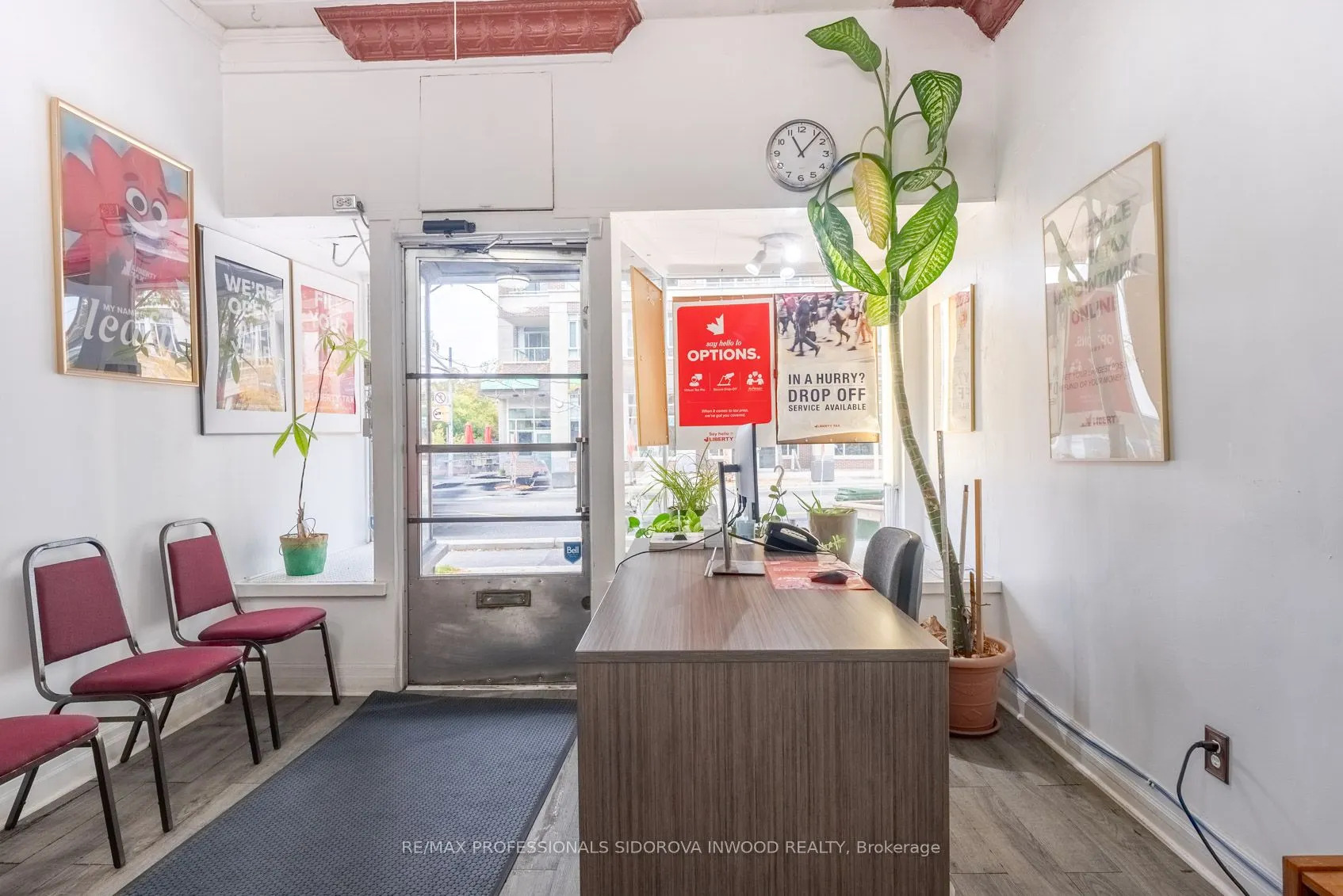 1665 Bloor Street W