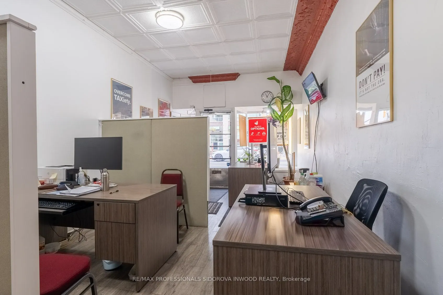 1665 Bloor Street W