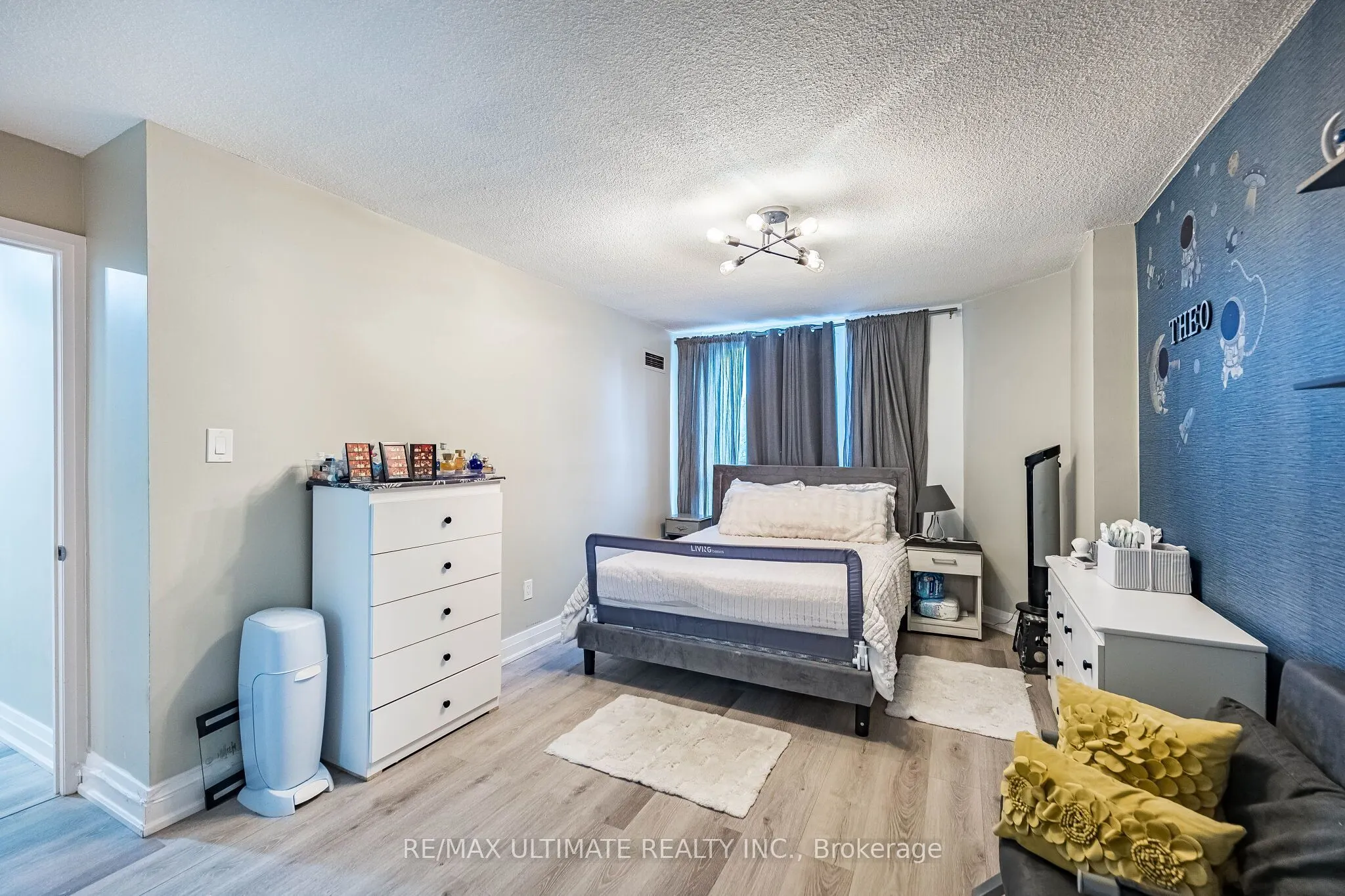 238 Albion Road #208