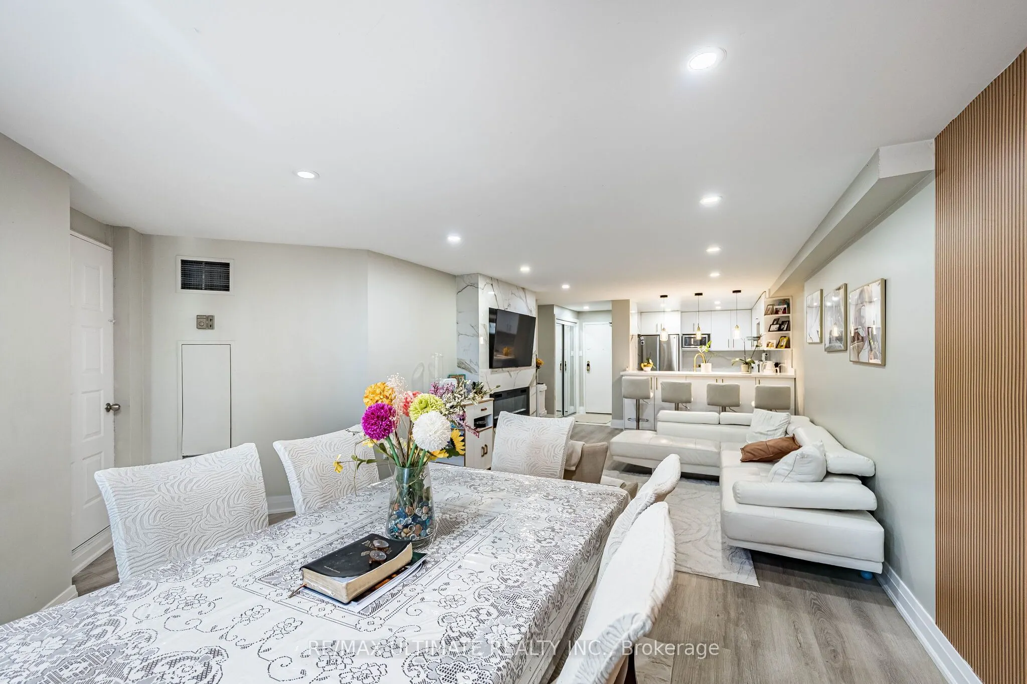 238 Albion Road #208