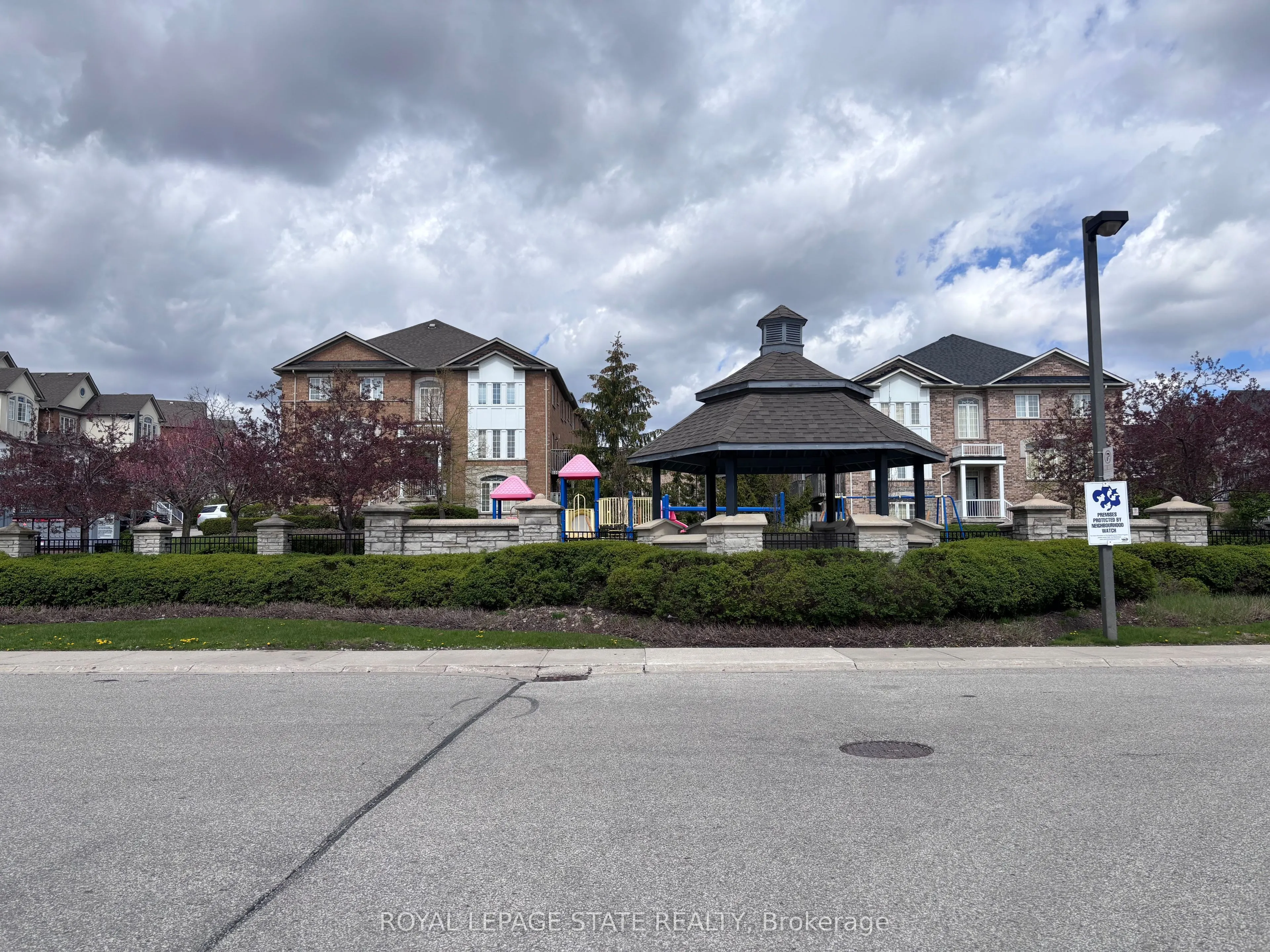 615 Shoreline Drive #17