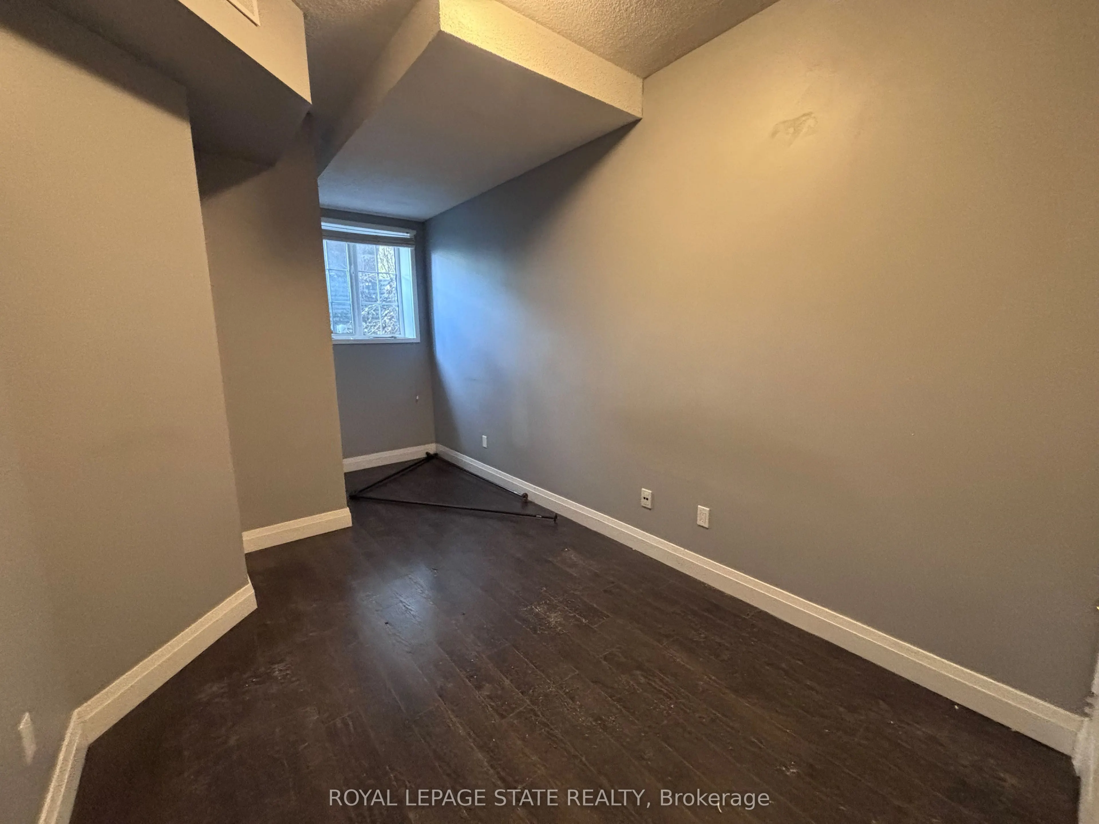 615 Shoreline Drive #17