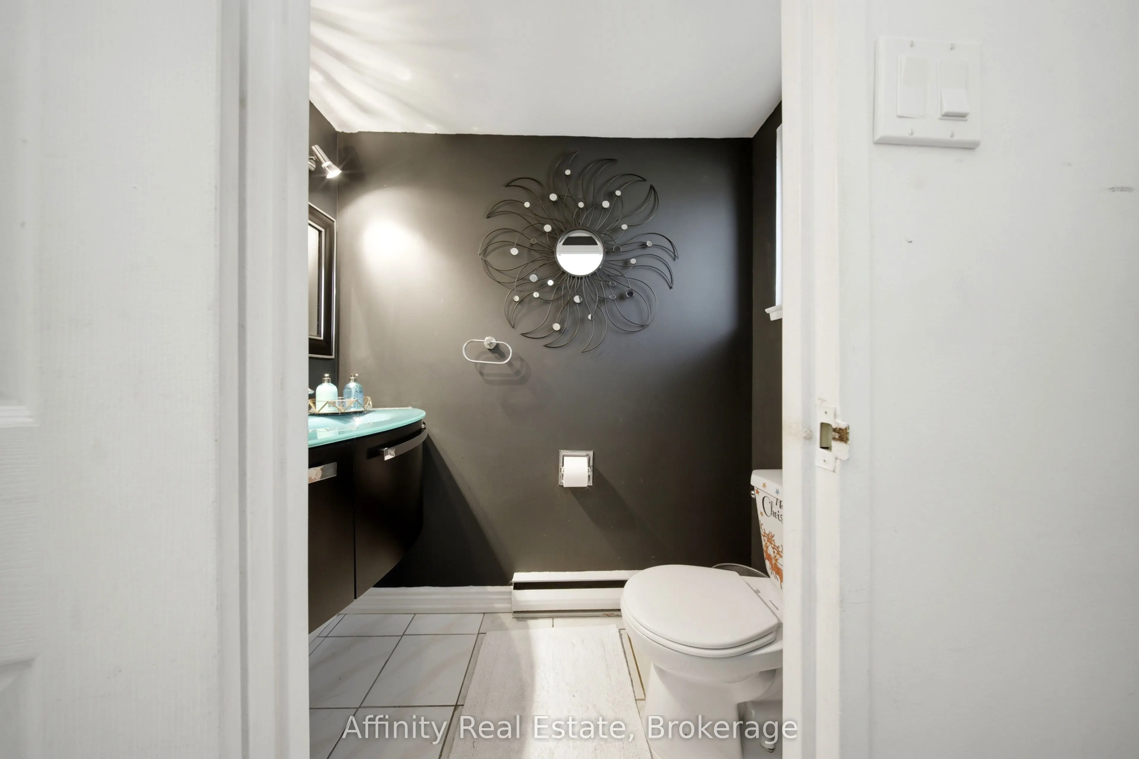 180 Mississauga Valley Boulevard #201