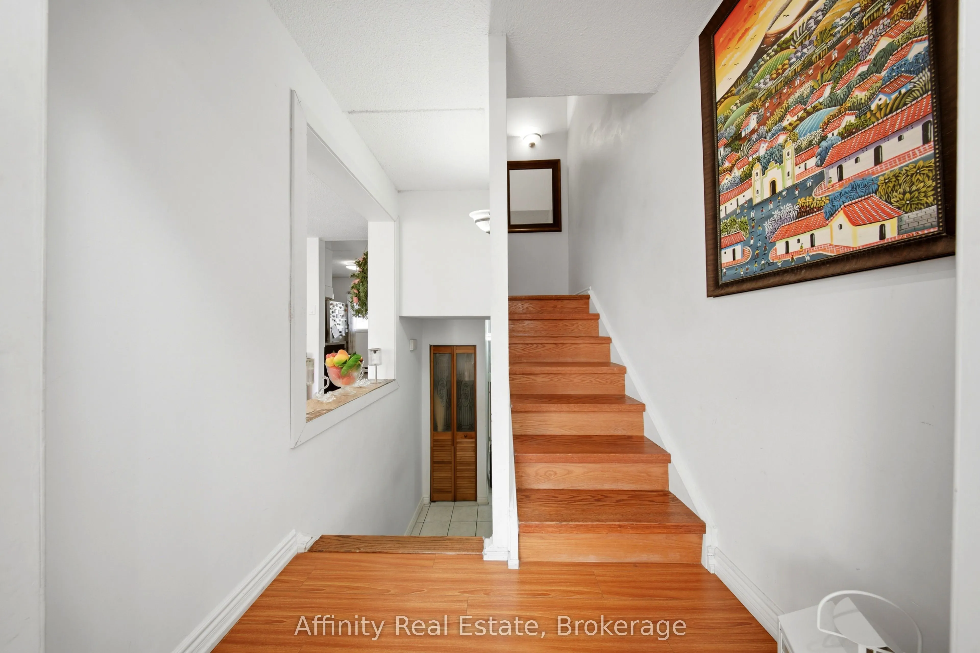 180 Mississauga Valley Boulevard #201