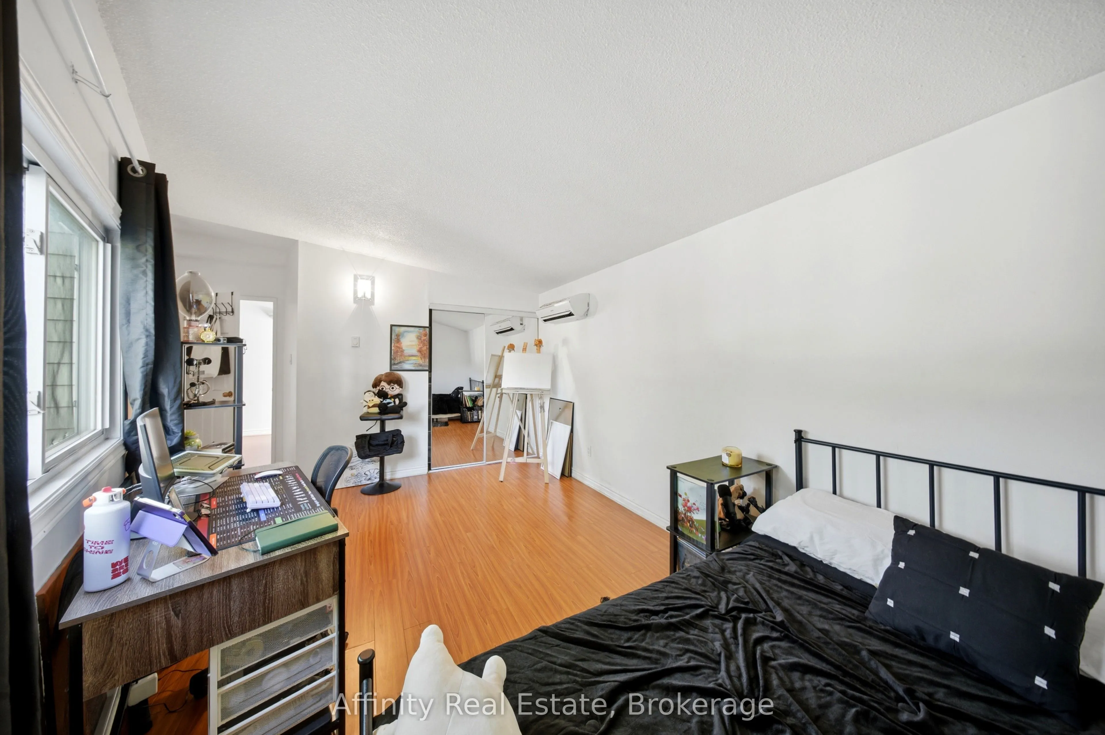 180 Mississauga Valley Boulevard #201