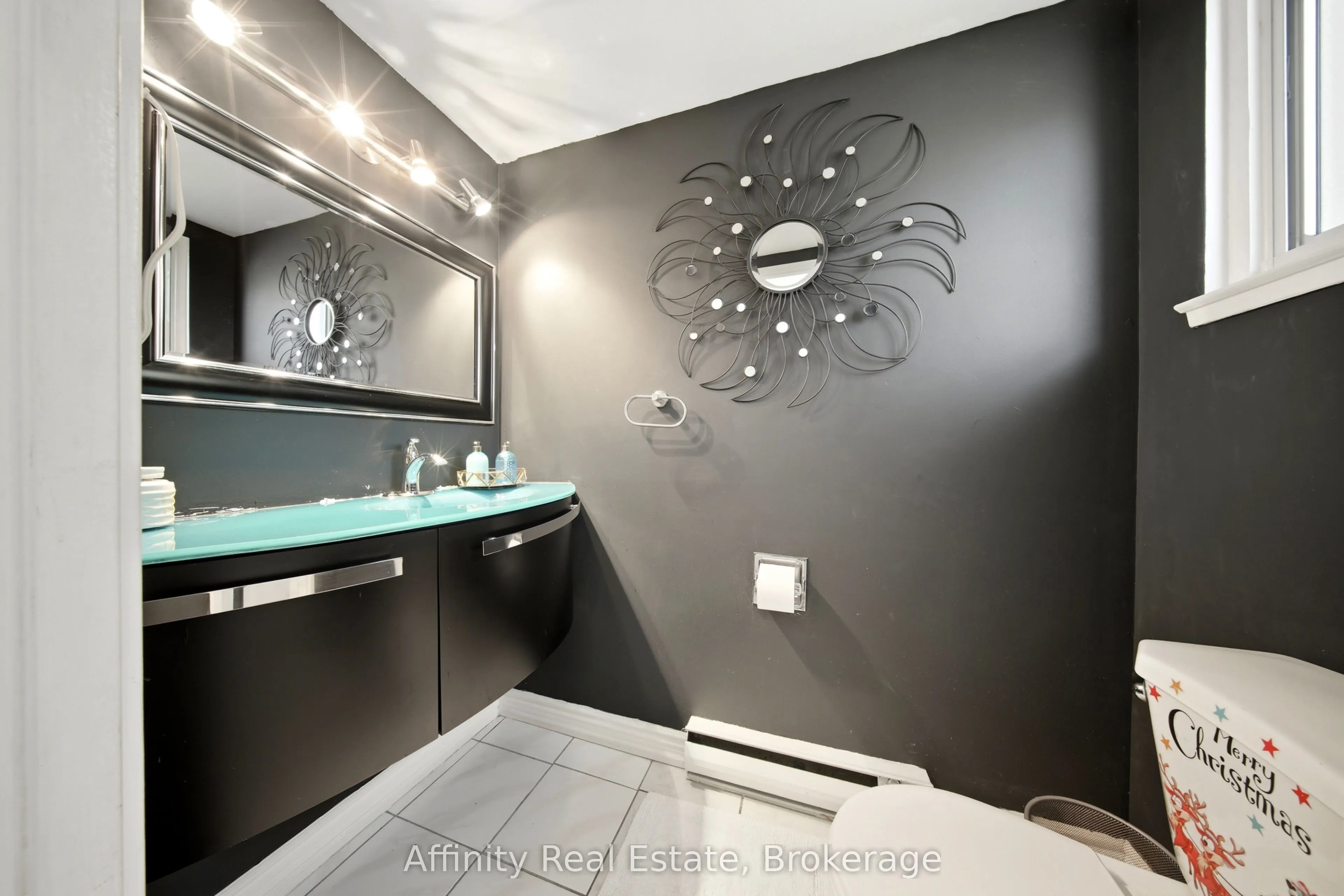 180 Mississauga Valley Boulevard #201
