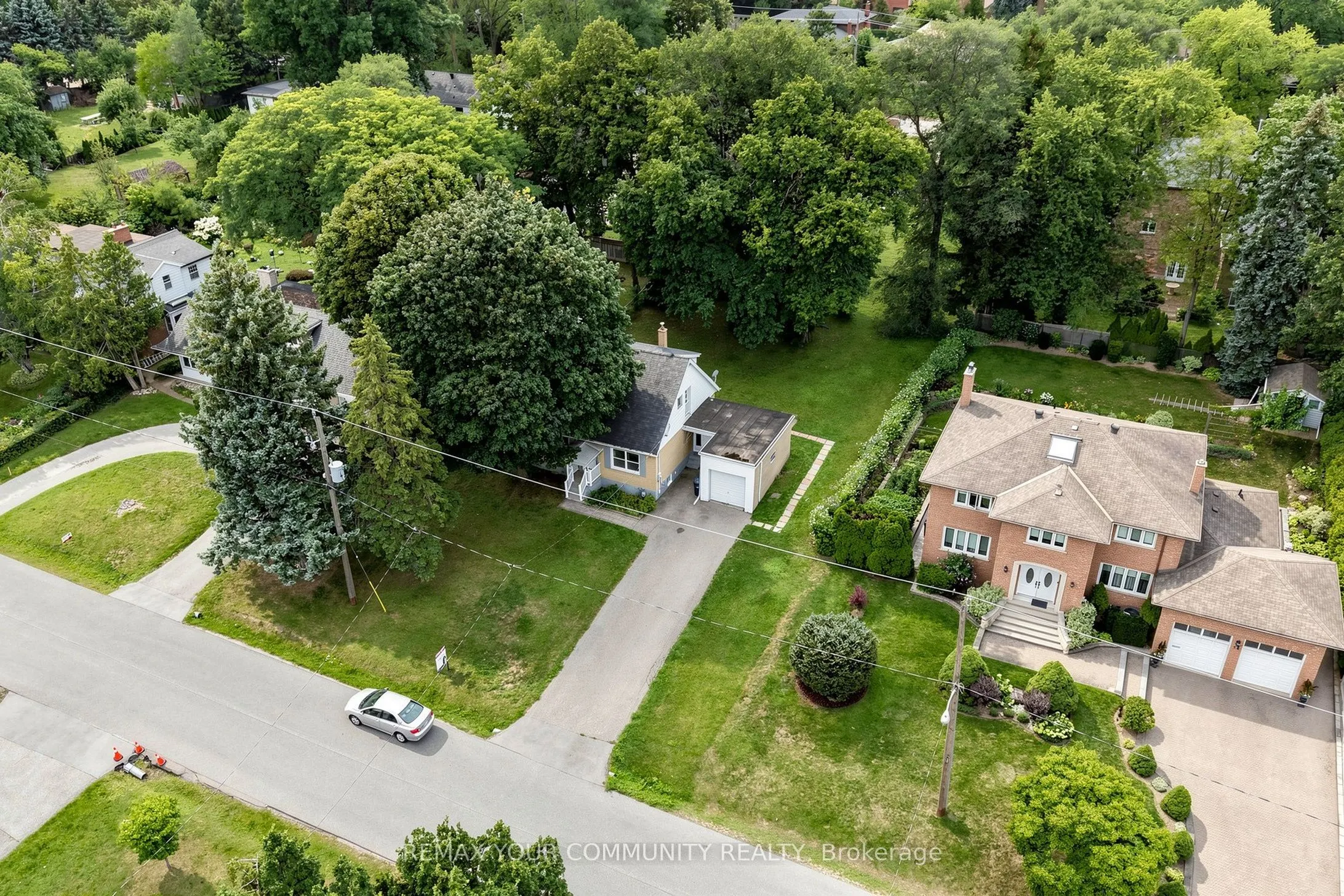 22 HAVENRIDGE Drive